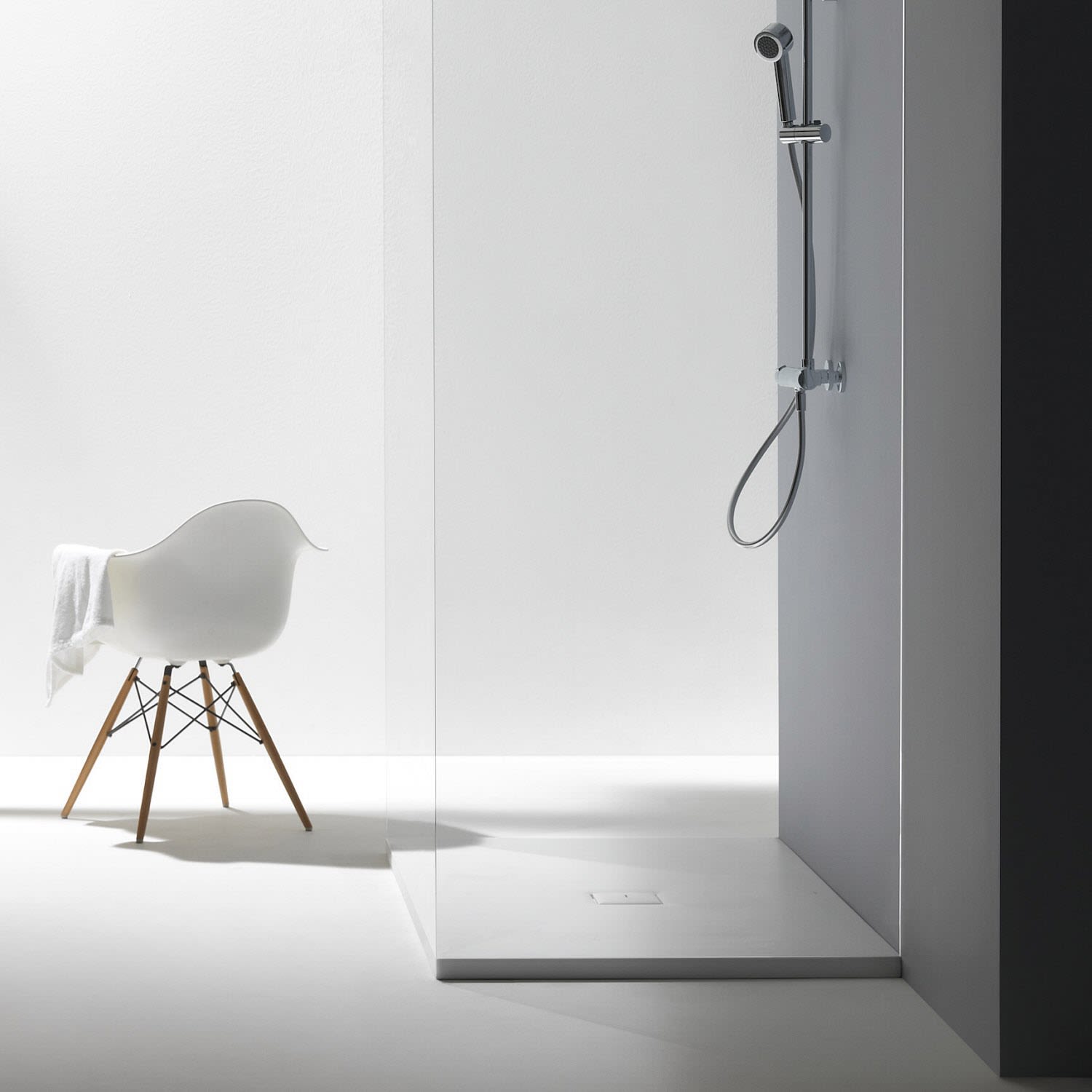 LAUFEN SOLUTIONS Marbond Duschwanne 140 x 90 cm 2