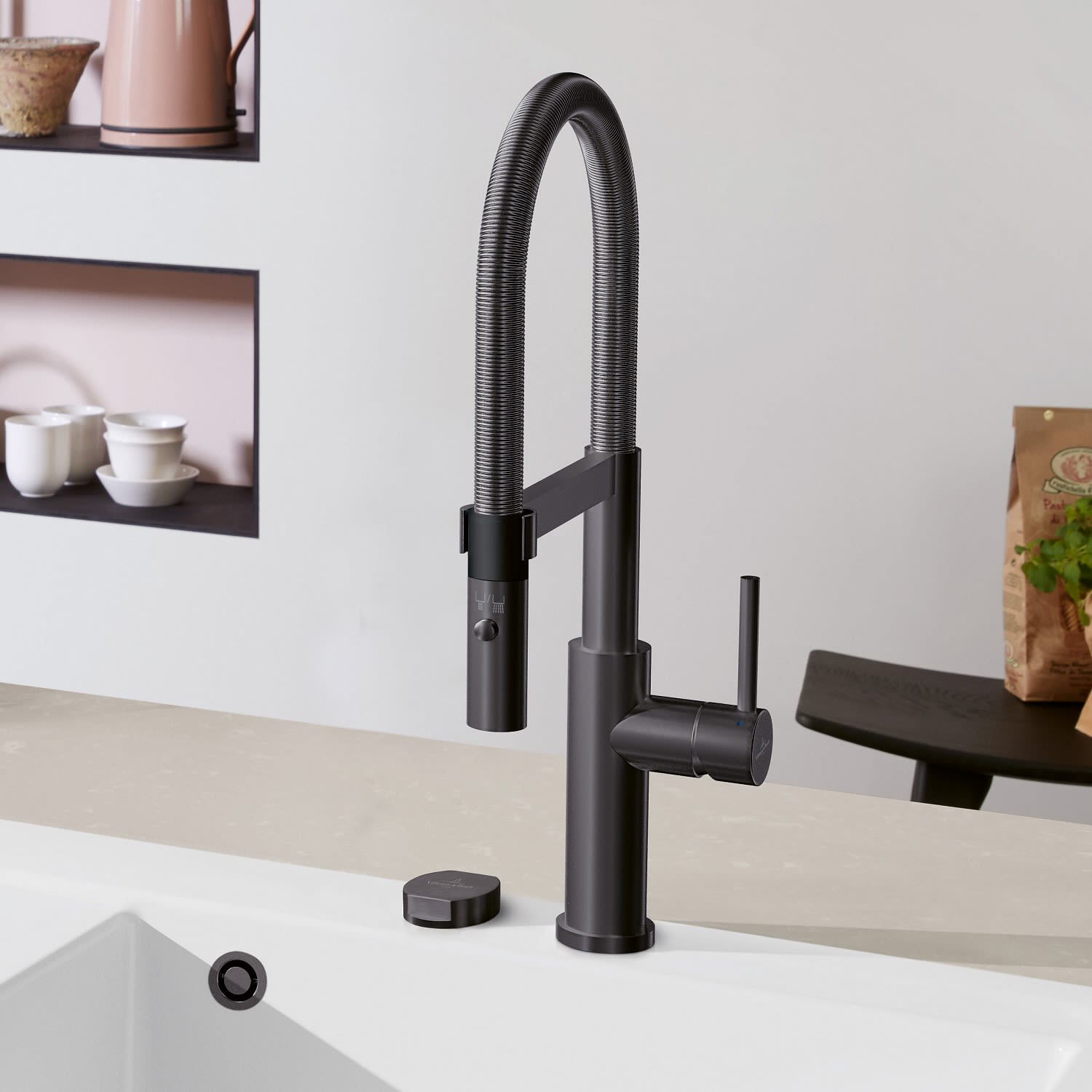Villeroy und Boch Robinet de cuisine Villeroy & Boch Steel Expert 2.0 92800005 avec aérateur pivotant, anthracite