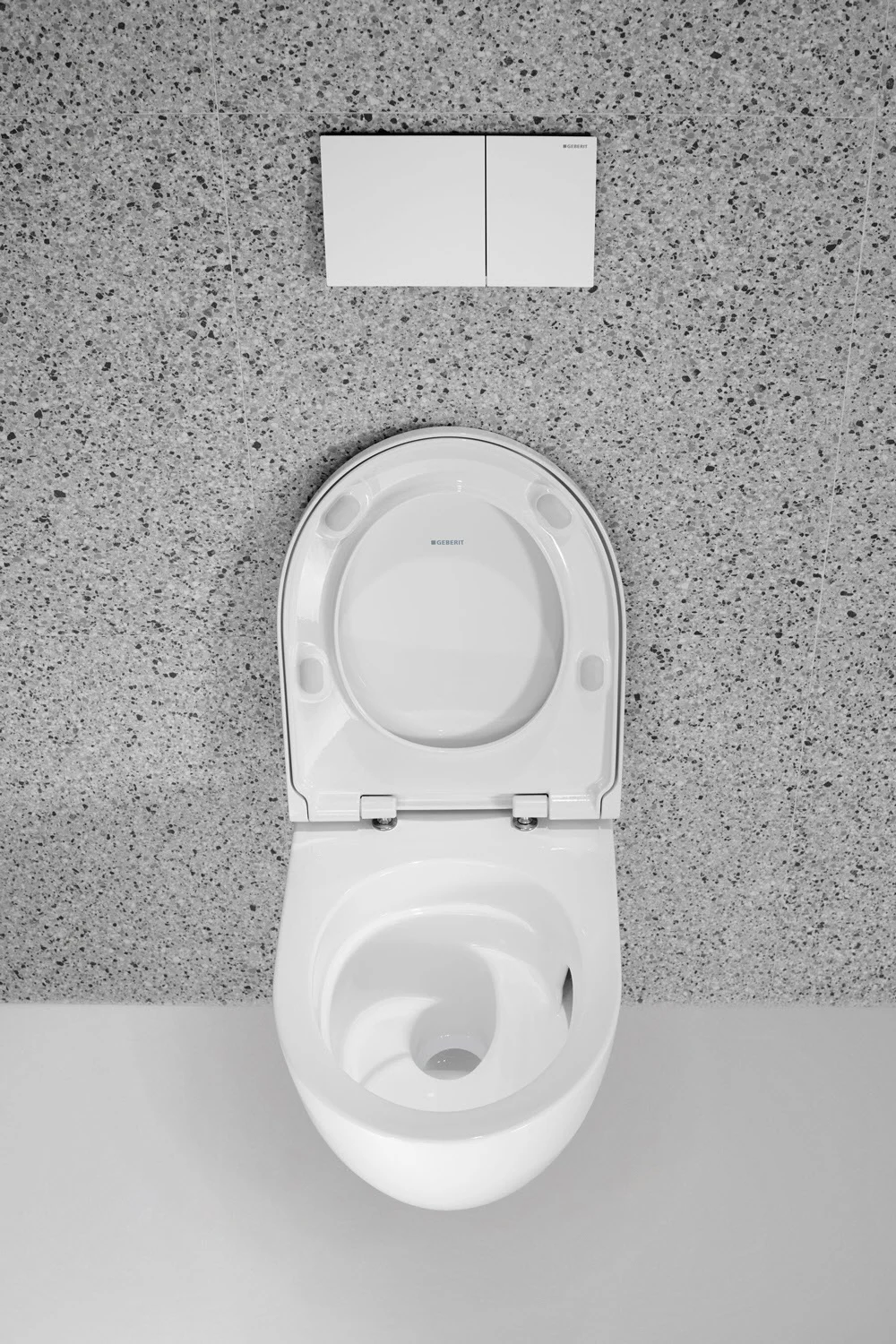 Geberit Acanto Set Wand-WC Tiefspüler, geschlossene Form, TurboFlush, mit WC-Sitz Bild 8