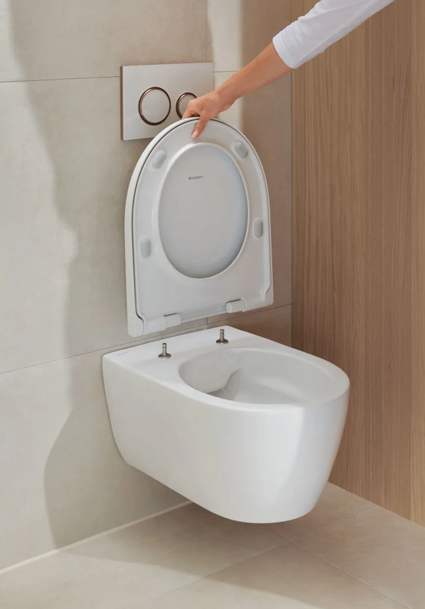 Geberit iCon Set Wand-WC Tiefspüler, geschlossene Form, Rimfree, mit WC-Sitz Bild 2
