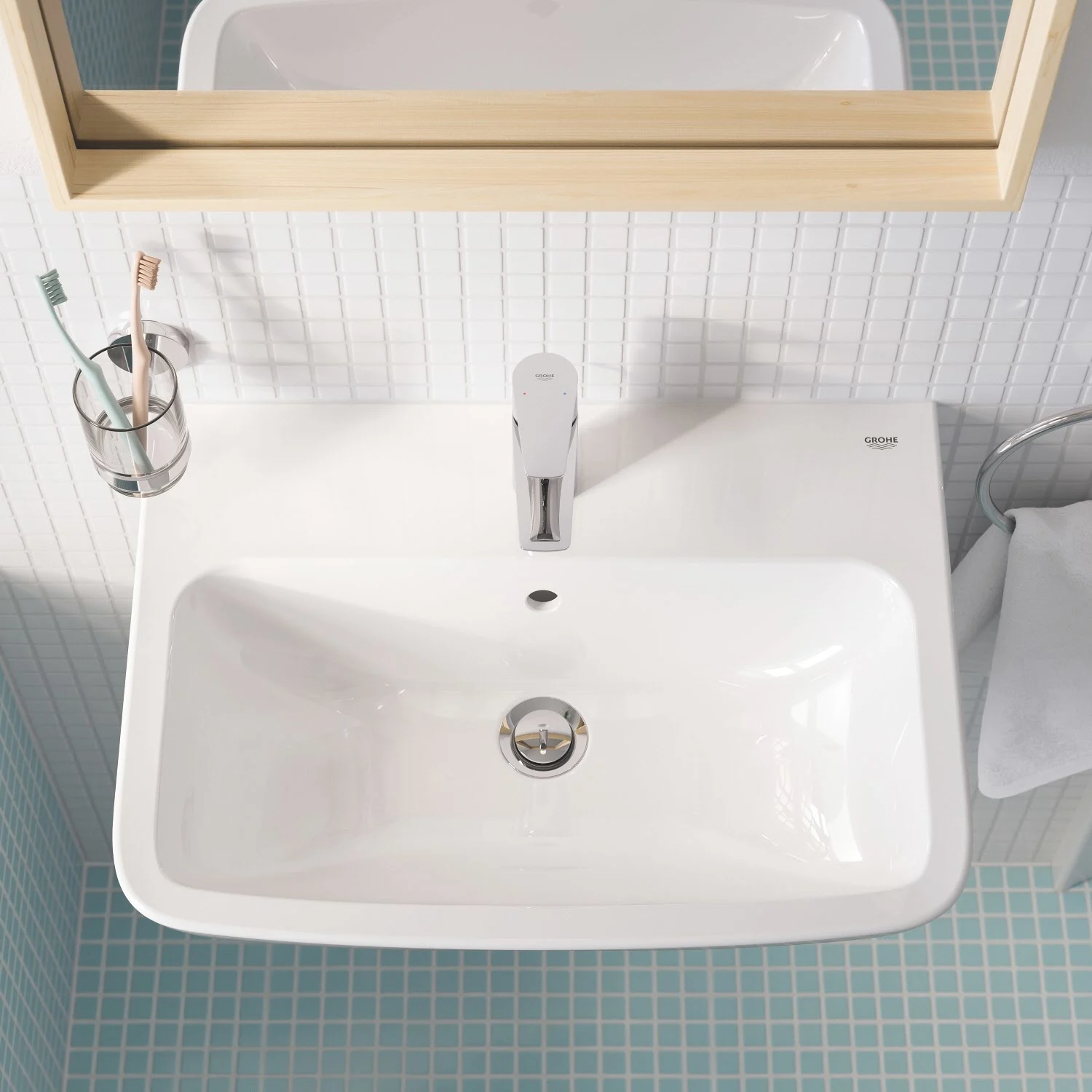 Umywalka z baterią jednouchwytową widziana z góry, Grohe