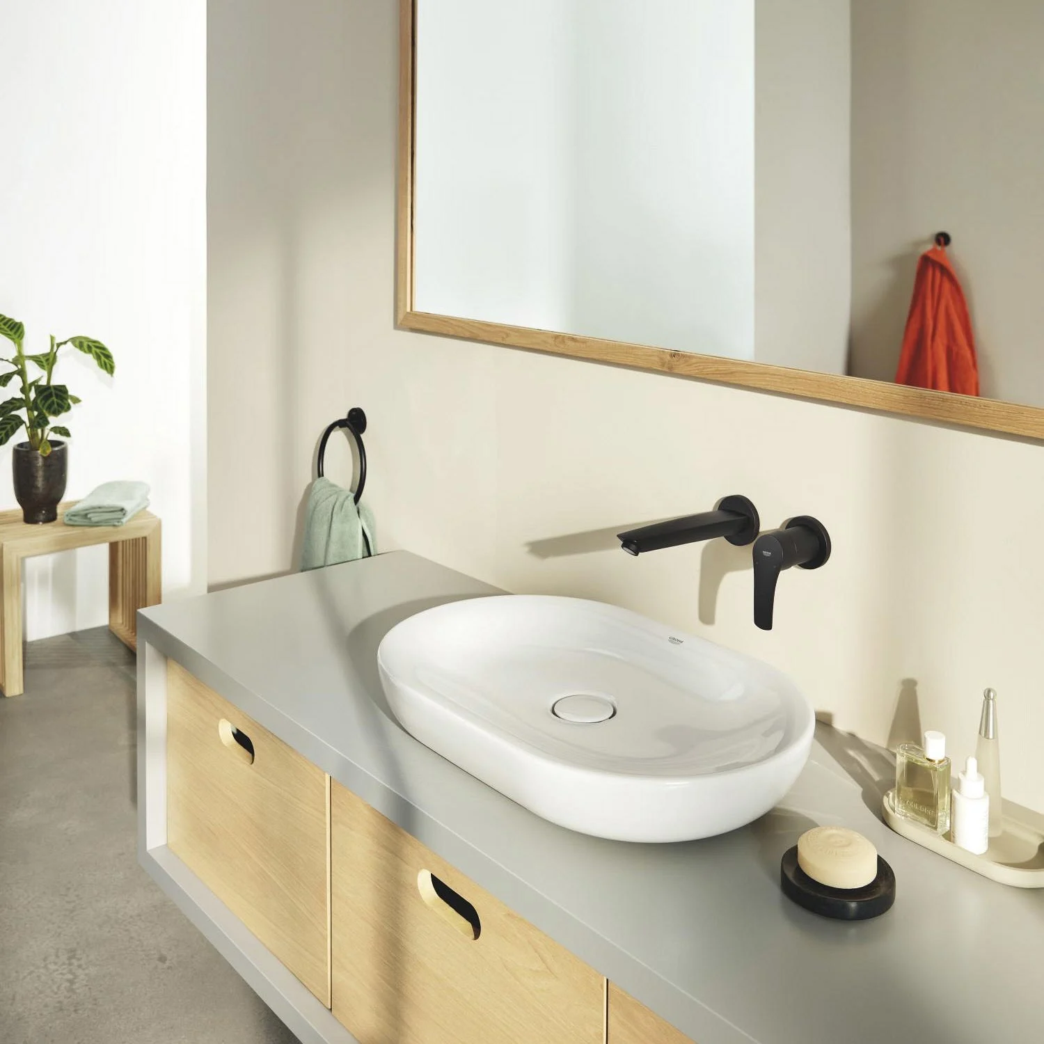 Bateria umywalkowa w nowoczesnej łazience, Grohe
