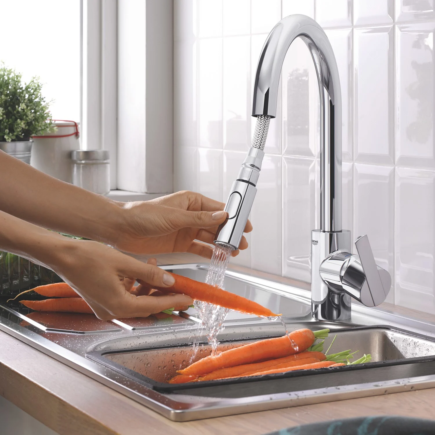 GROHE Feel Einhand-Spültischbatterie 1/2" hoher Auslauf, 2 Strahlarten Bild 4