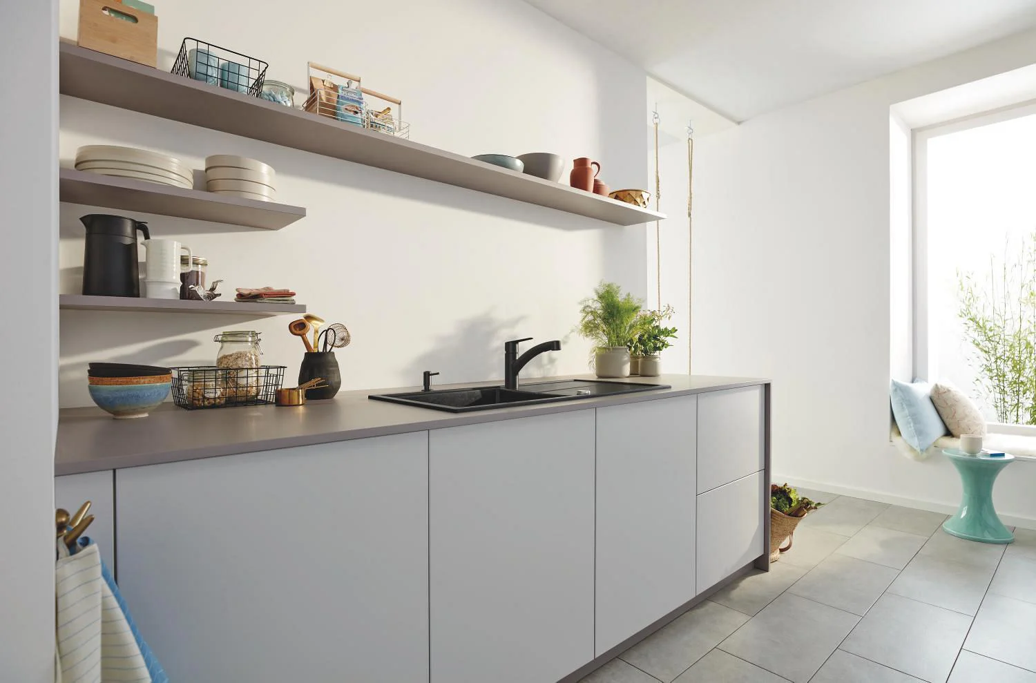 Kuchnia z zainstalowaną baterią Grohe, Grohe