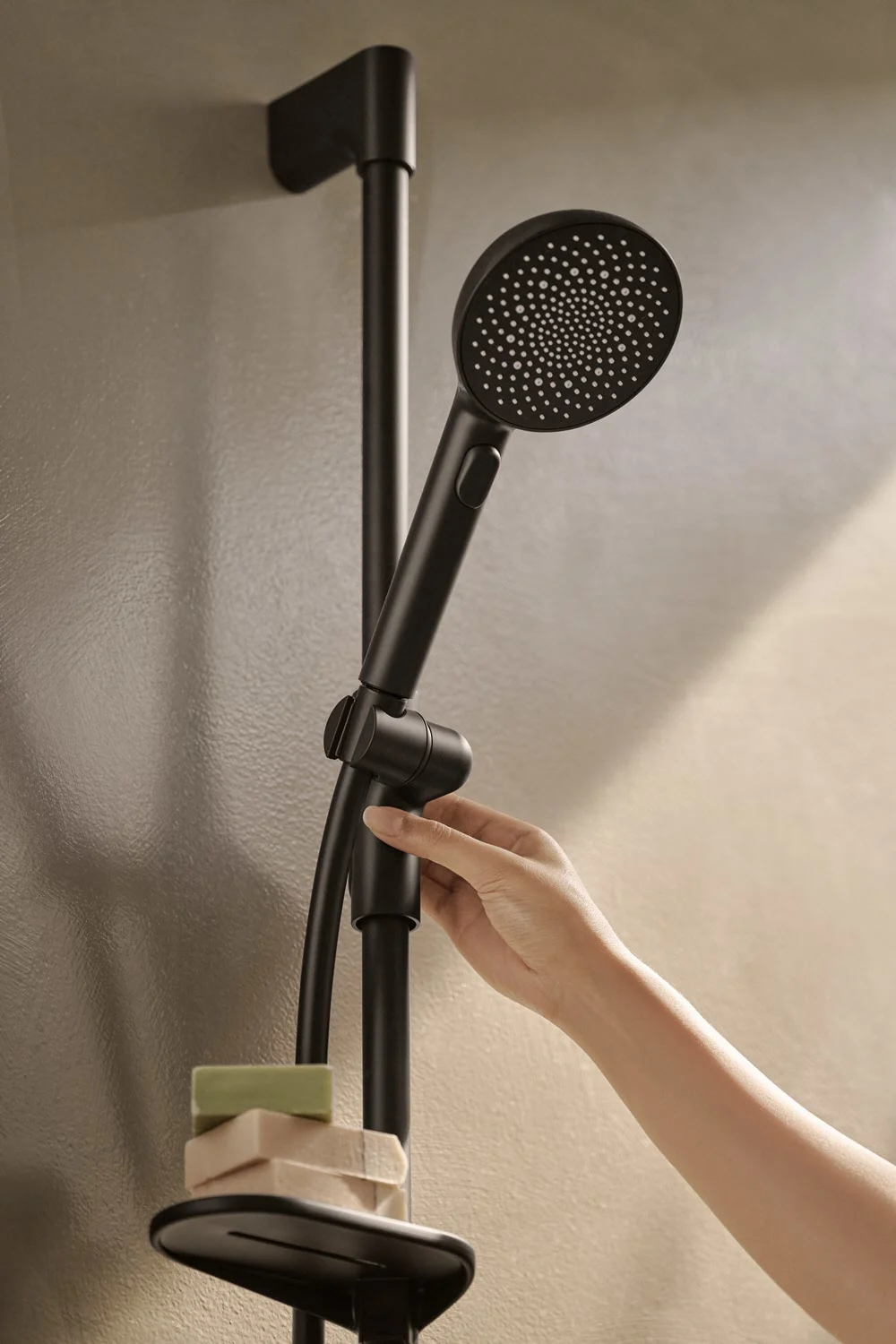 Hansa HANSAAURELIA Thermostat-Brausebatterie mit Brausestange rund 97 cm und Handbrause 3-strahlig Bild 3