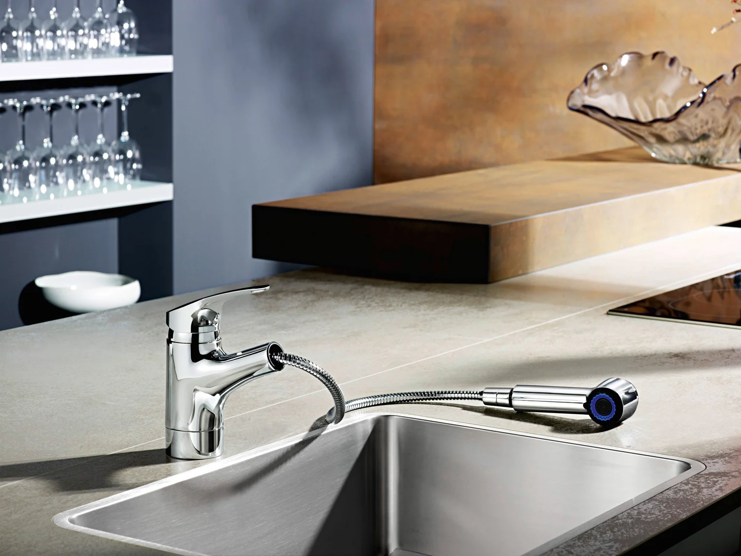 Hansa HANSAMIX Spültisch-Einhand-Einlochbatterie mit Geschirrbrause herausziehbar Bild 3