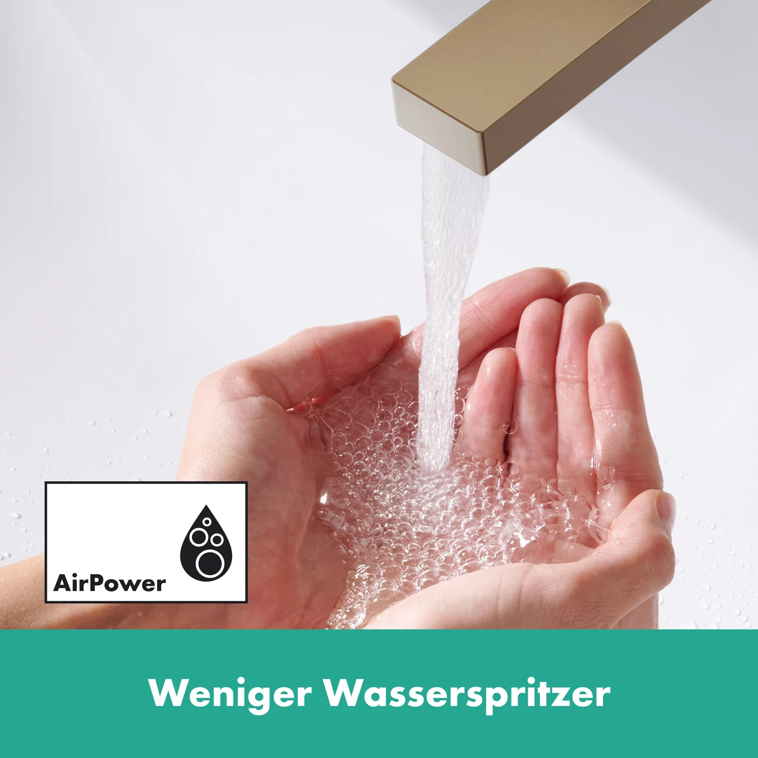 Ręce pod strumieniem wody z technologią AirPower, hansgrohe