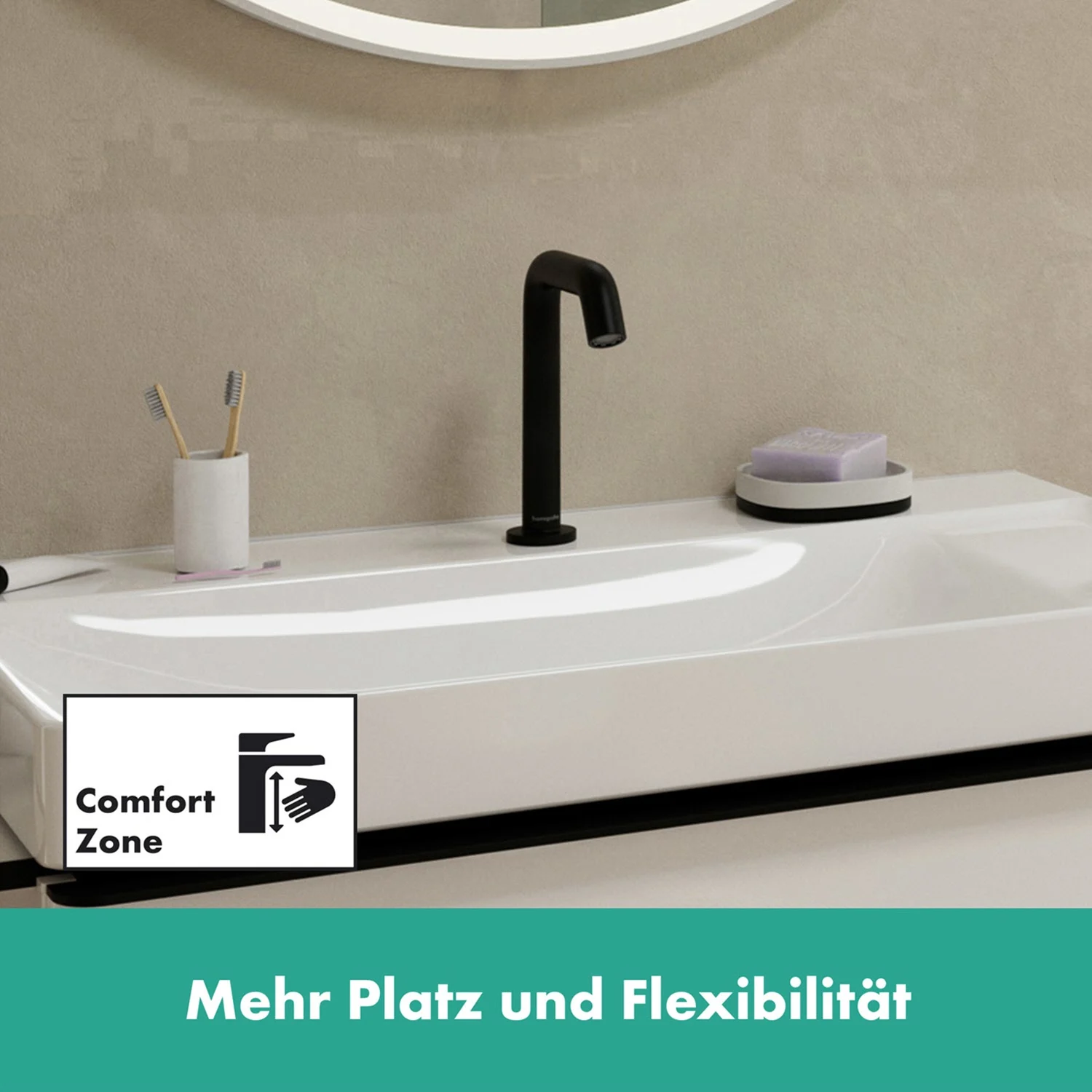 Czarny kran na białej umywalce, hansgrohe