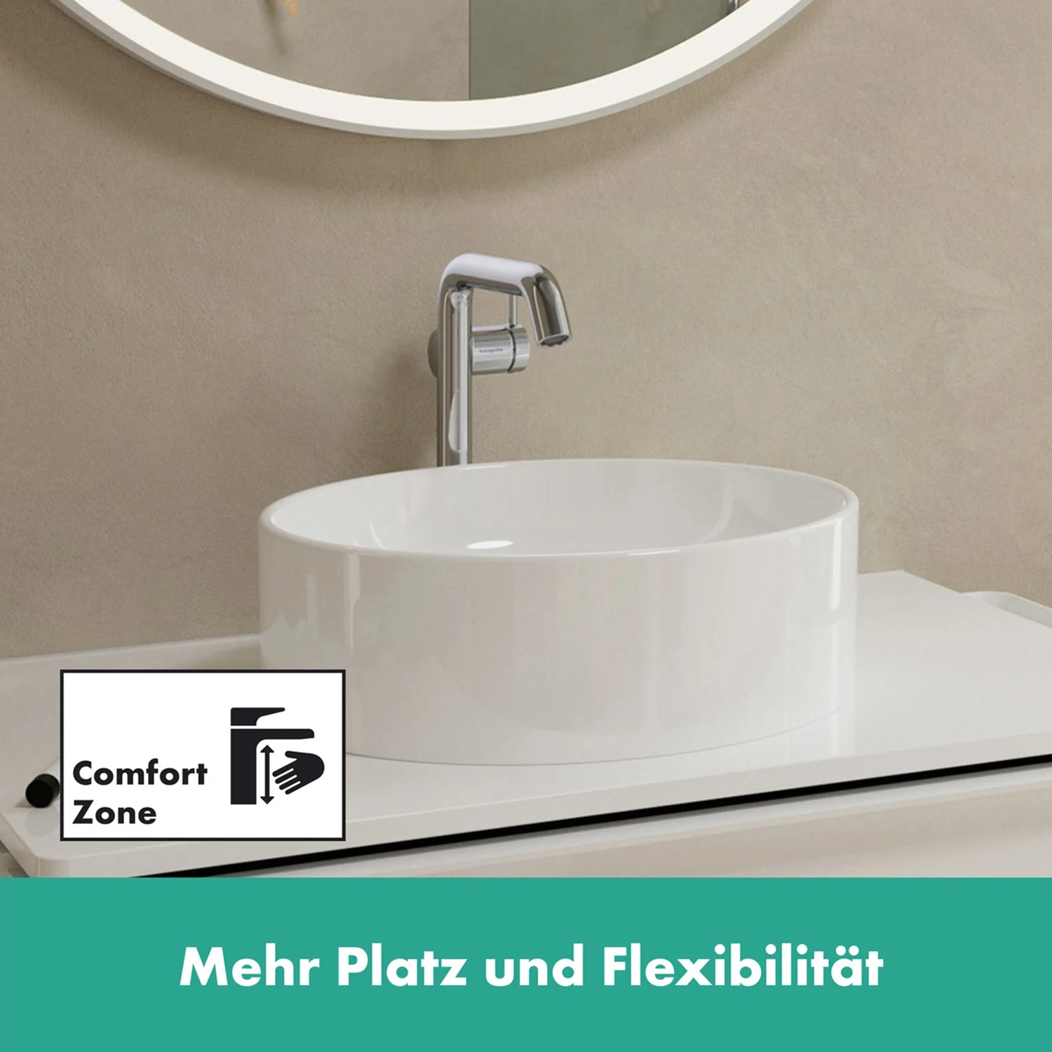 Zbliżenie na srebrną baterię z umywalką, hansgrohe