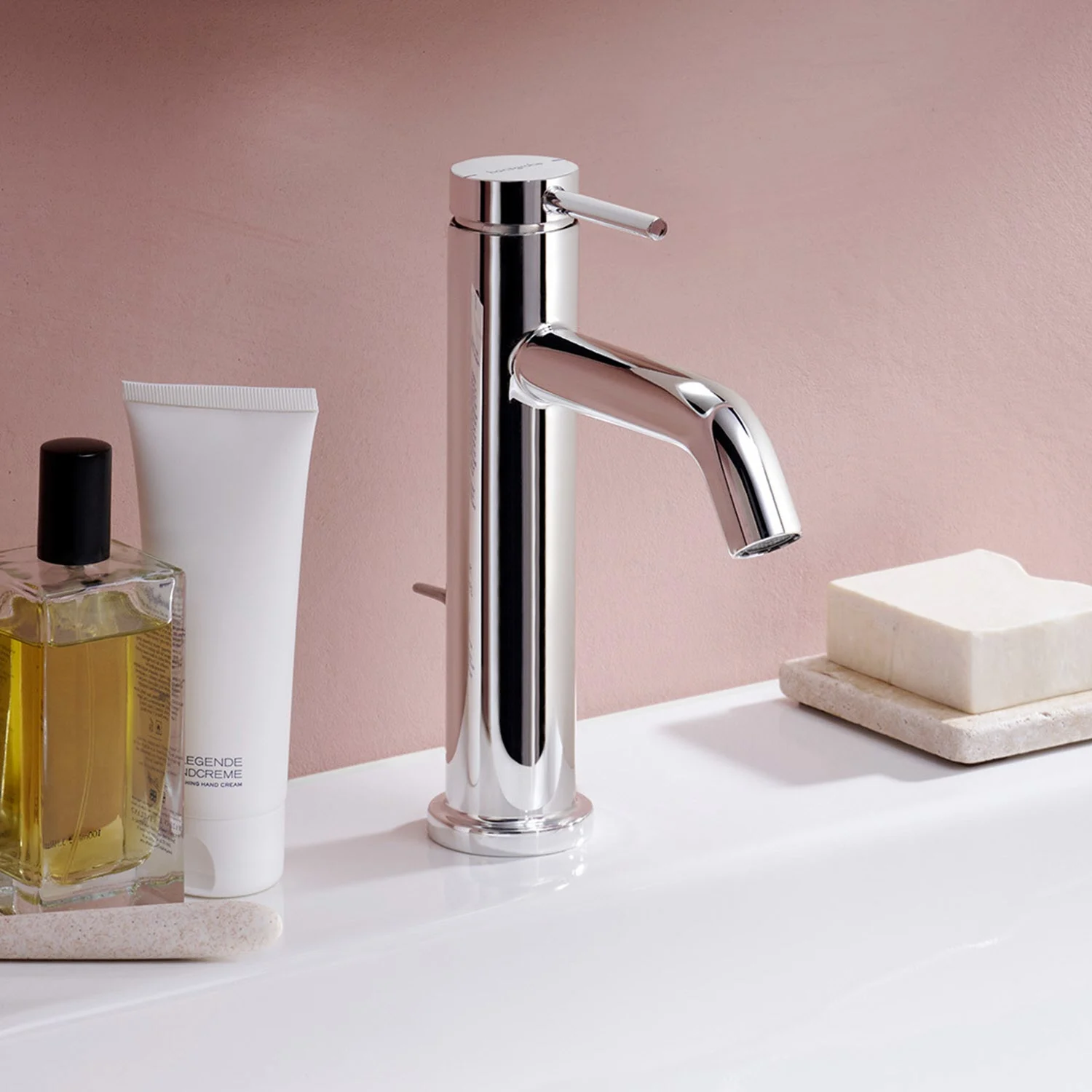 Chromowana bateria umywalkowa z mydłem i butelkami, hansgrohe