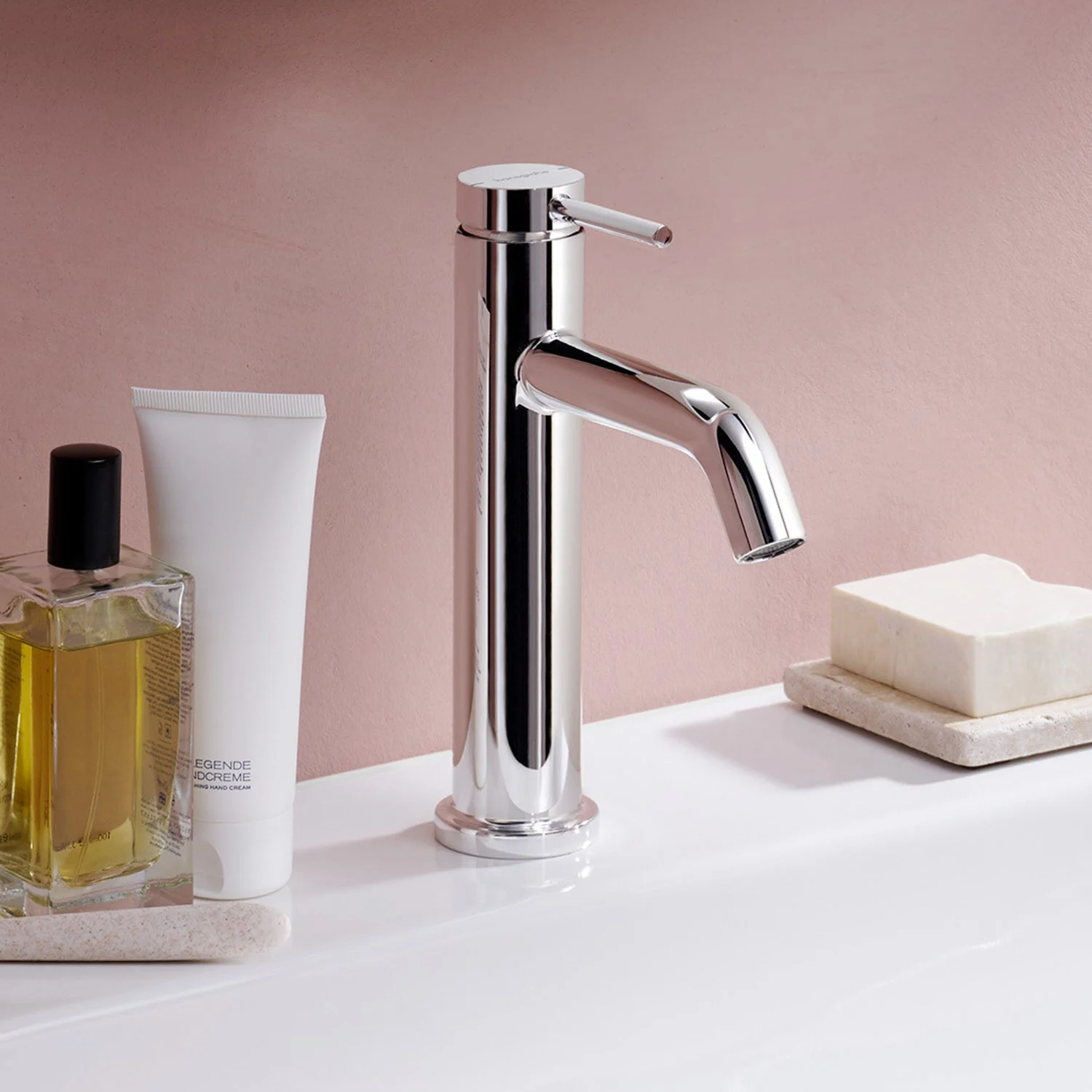 Chromowana bateria umywalkowa z mydłem i butelkami, hansgrohe