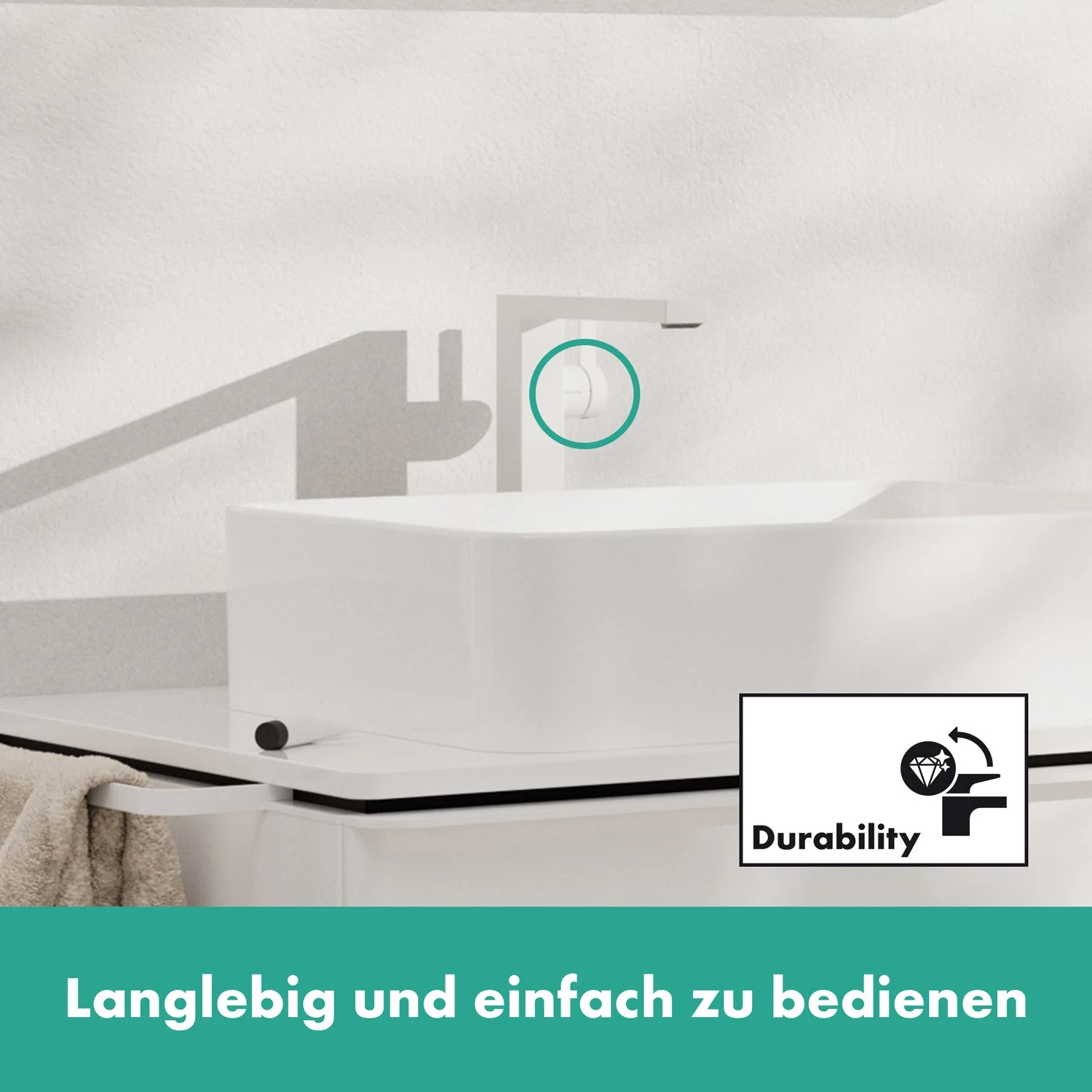Bateria umywalkowa w kolorze srebrnym w łazience, hansgrohe