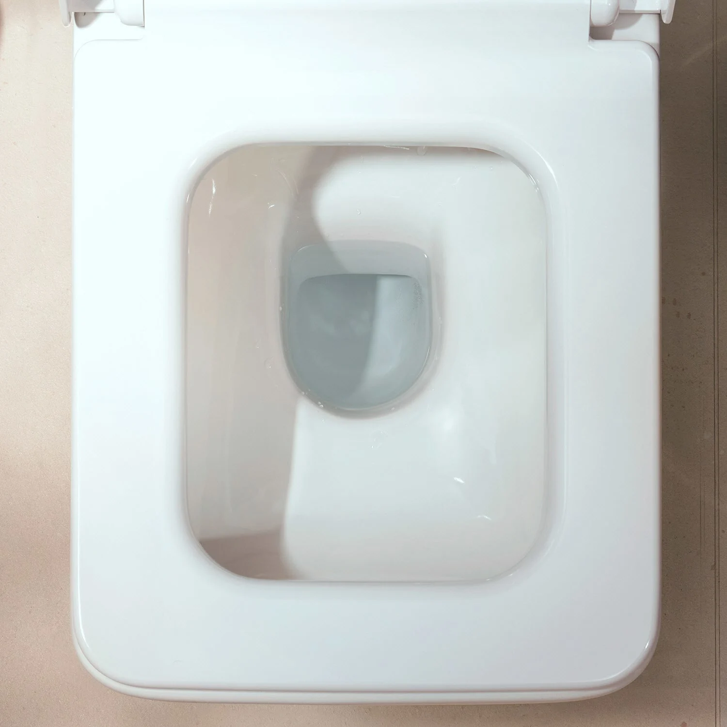 Biała toaleta wisząca widok z góry, hansgrohe