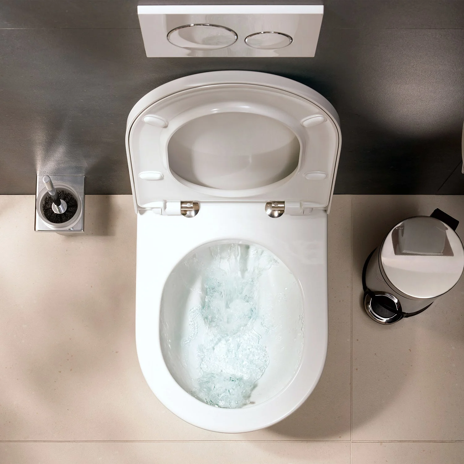 hansgrohe EluPura Original S Wand WC Set 540 AquaChannel Flush mit WC-Sitz Bild 4