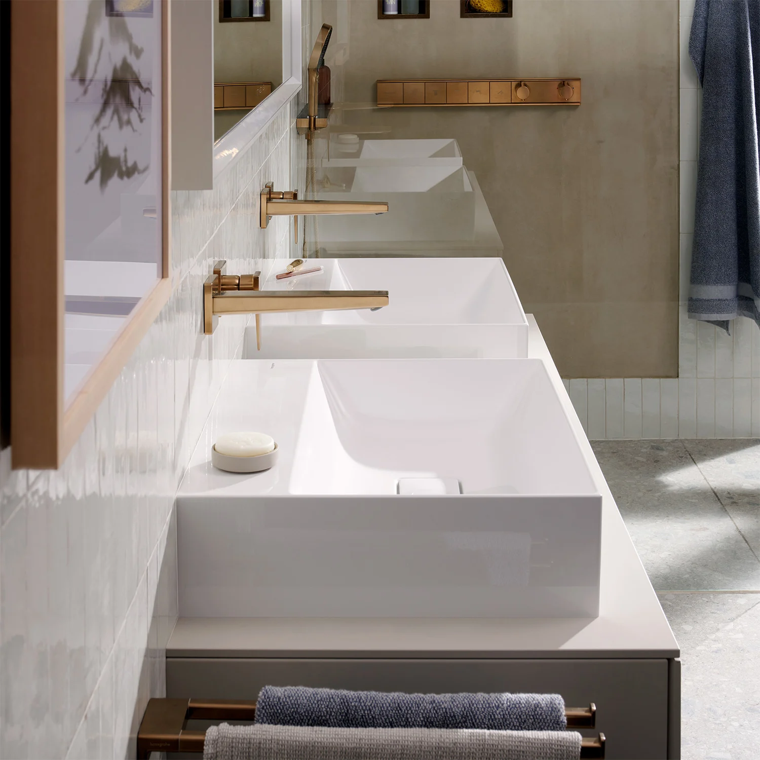 hansgrohe Xevolos E Aufsatzwaschtisch geschliffen 60 x 48 cm ohne Hahnloch ohne Überlauf Bild 9