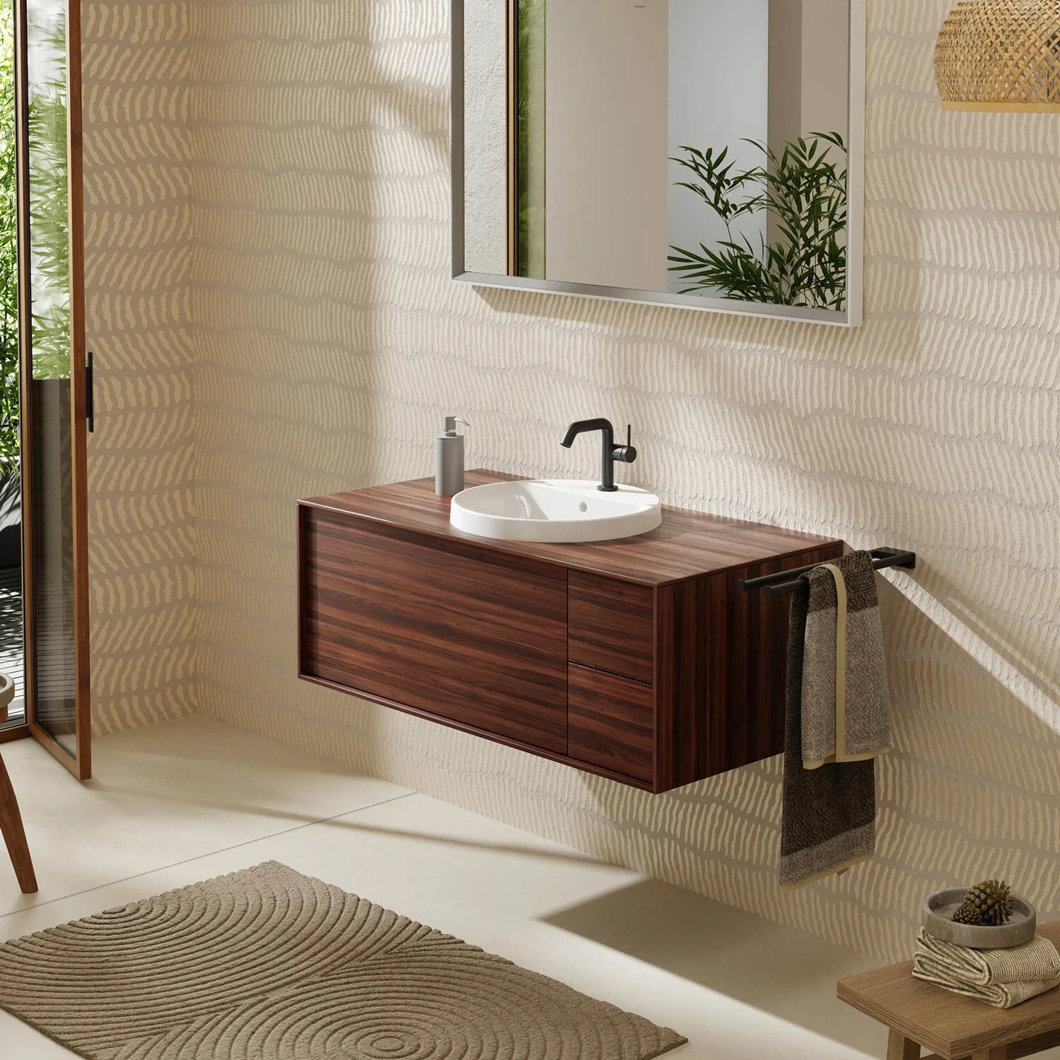 Okrągła umywalka wpuszczana w nowoczesnej łazience, hansgrohe