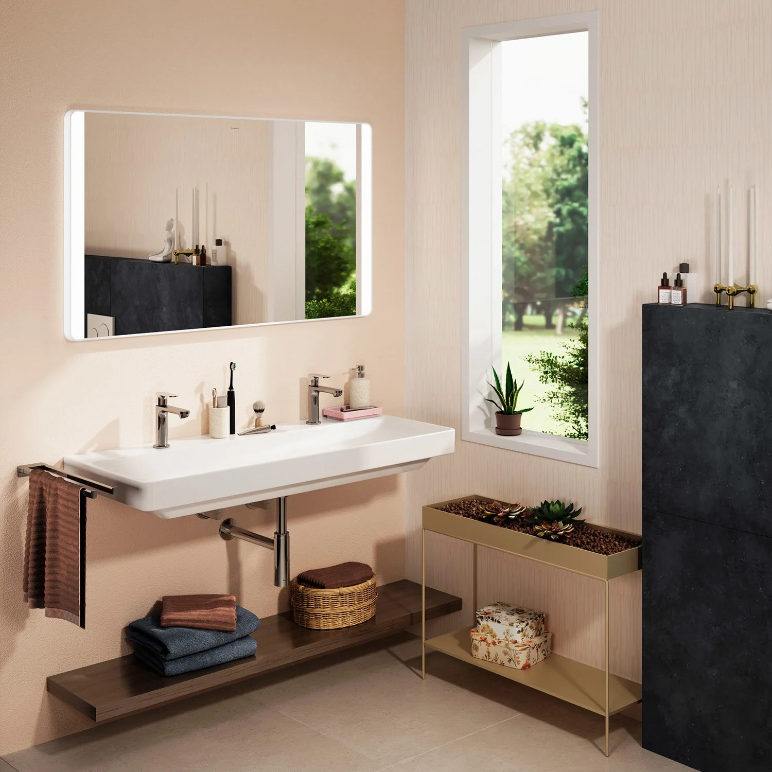 Łazienka z lustrem i umywalką, hansgrohe