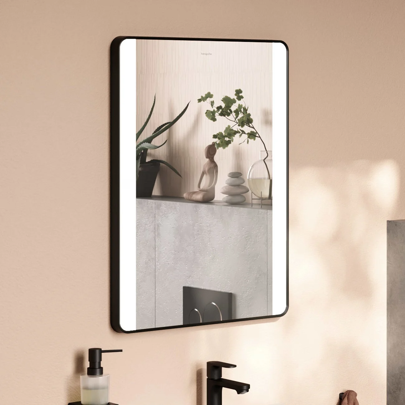 Podświetlane lustro w łazience z dekoracją, hansgrohe