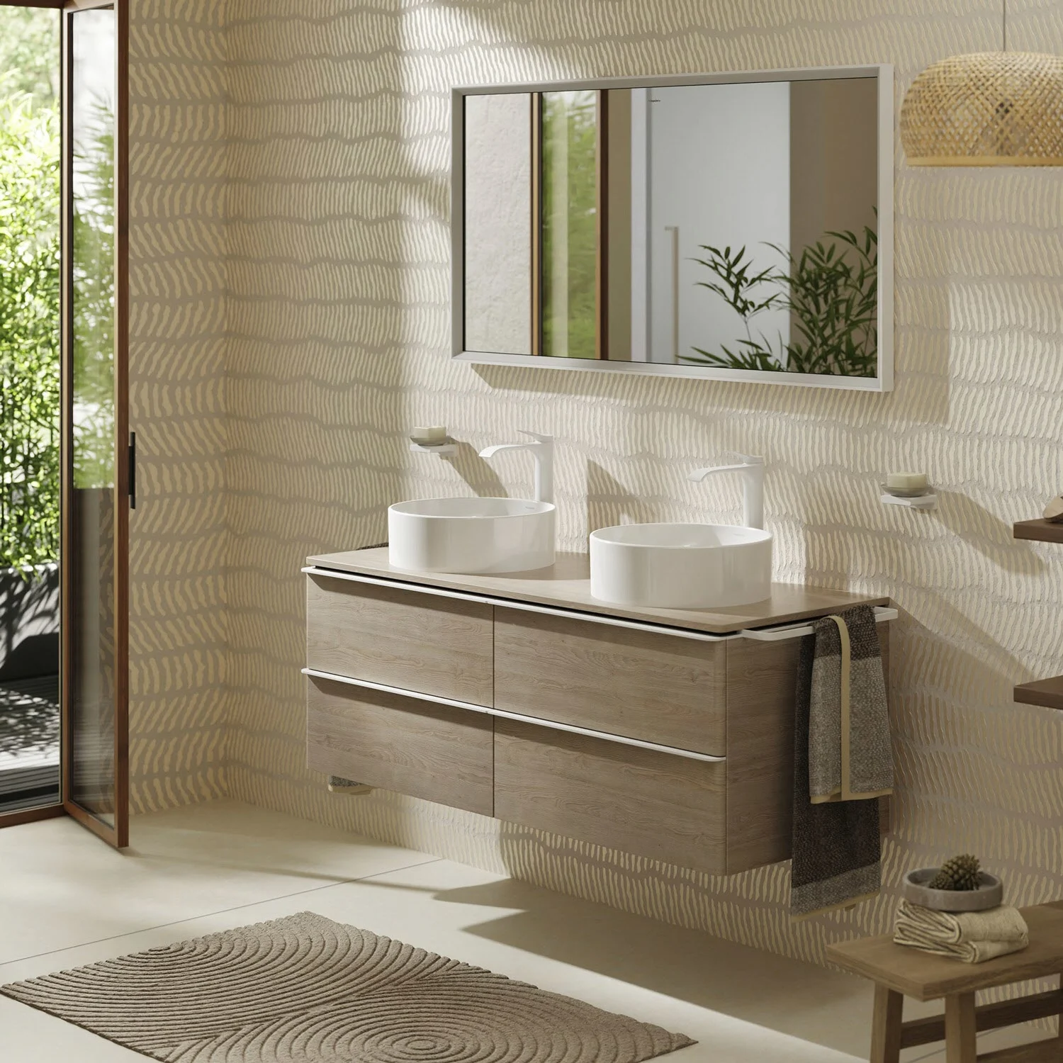 Beżowa konsola umywalkowa z dwoma okrągłymi umywalkami, hansgrohe