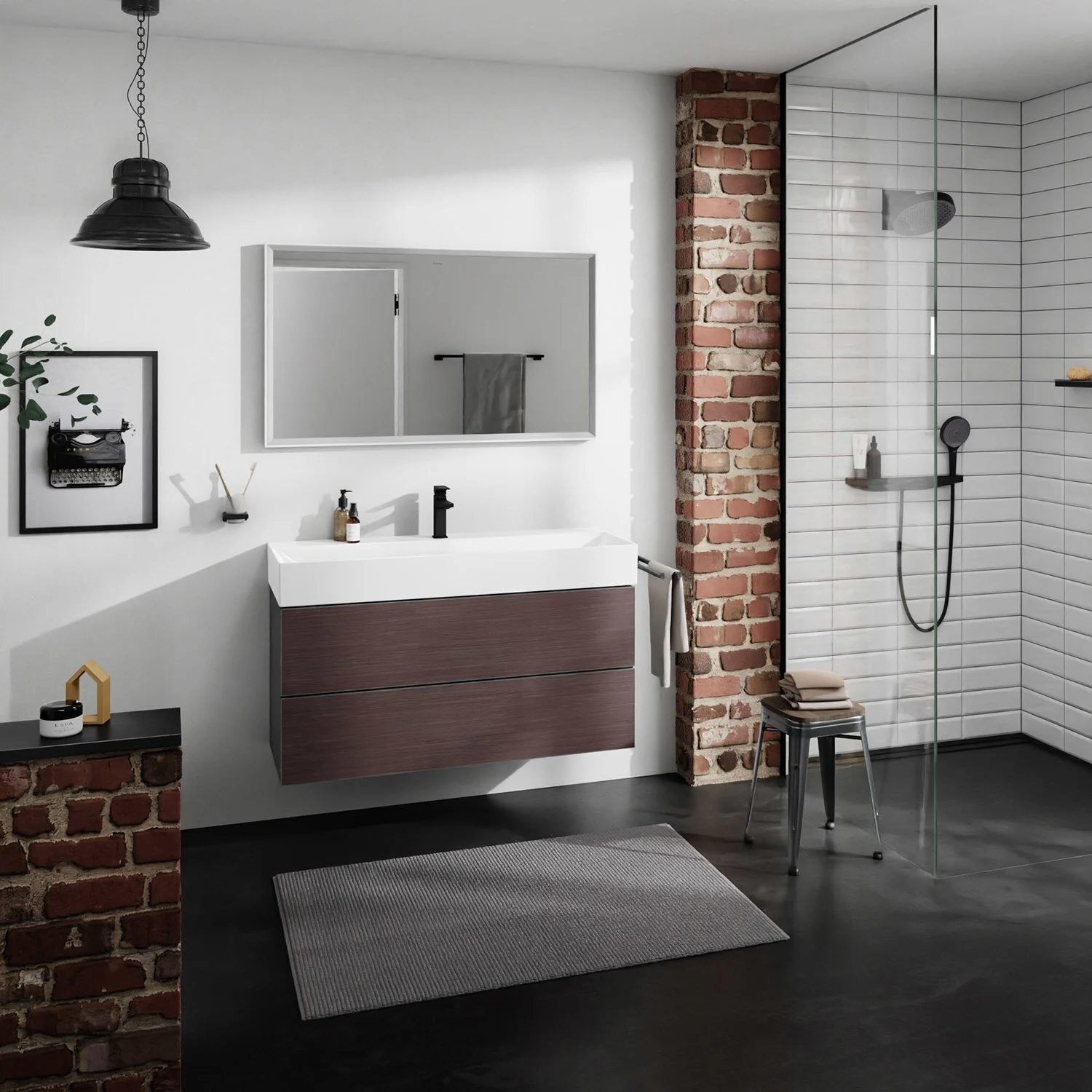 Łazienka z brązową szafką pod umywalkę i prysznicem, hansgrohe