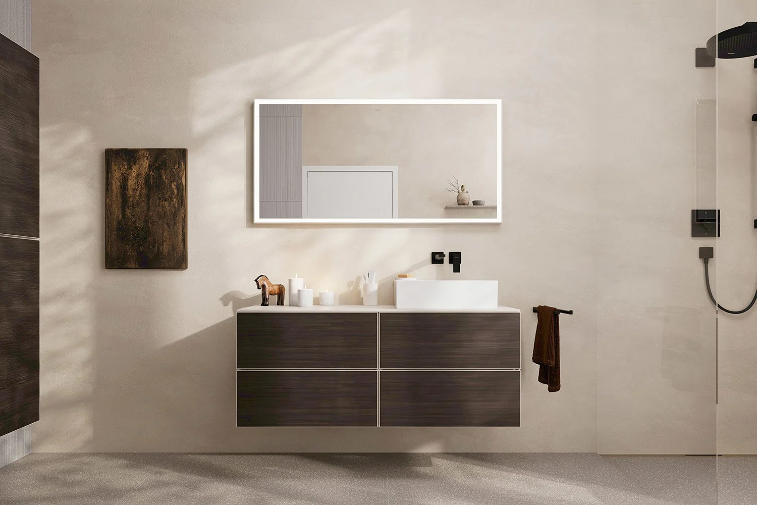 Nowoczesna łazienka z dużym lustrem i toaletką, hansgrohe