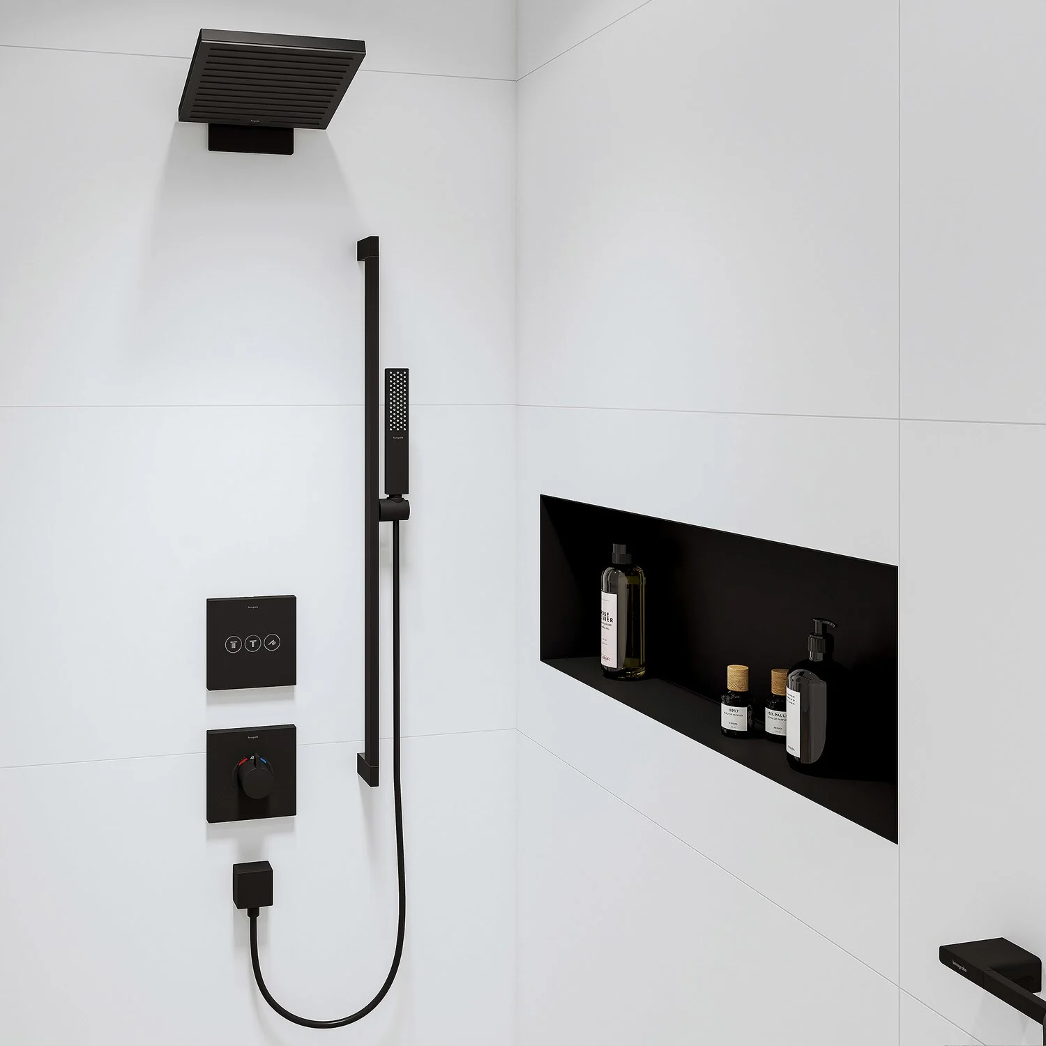 Nowoczesna armatura prysznicowa w kabinie prysznicowej, hansgrohe
