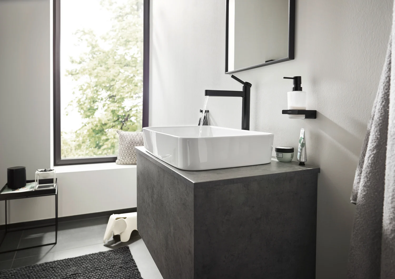 hansgrohe Finoris Einhebel-Waschtischarmatur 260 Aufsatzwaschtische Bild 2