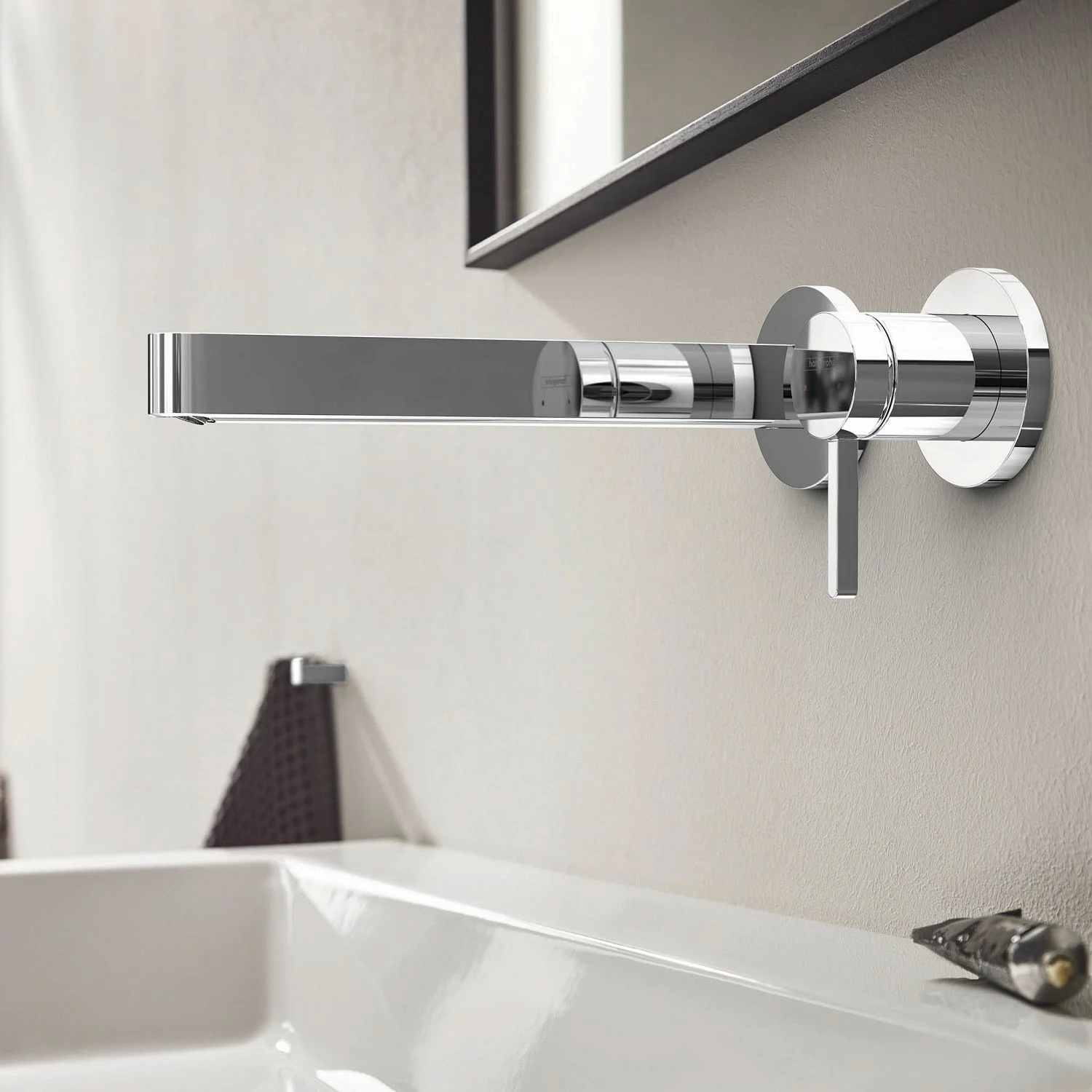 Chromowana bateria umywalkowa jednouchwytowa na ścianie, hansgrohe