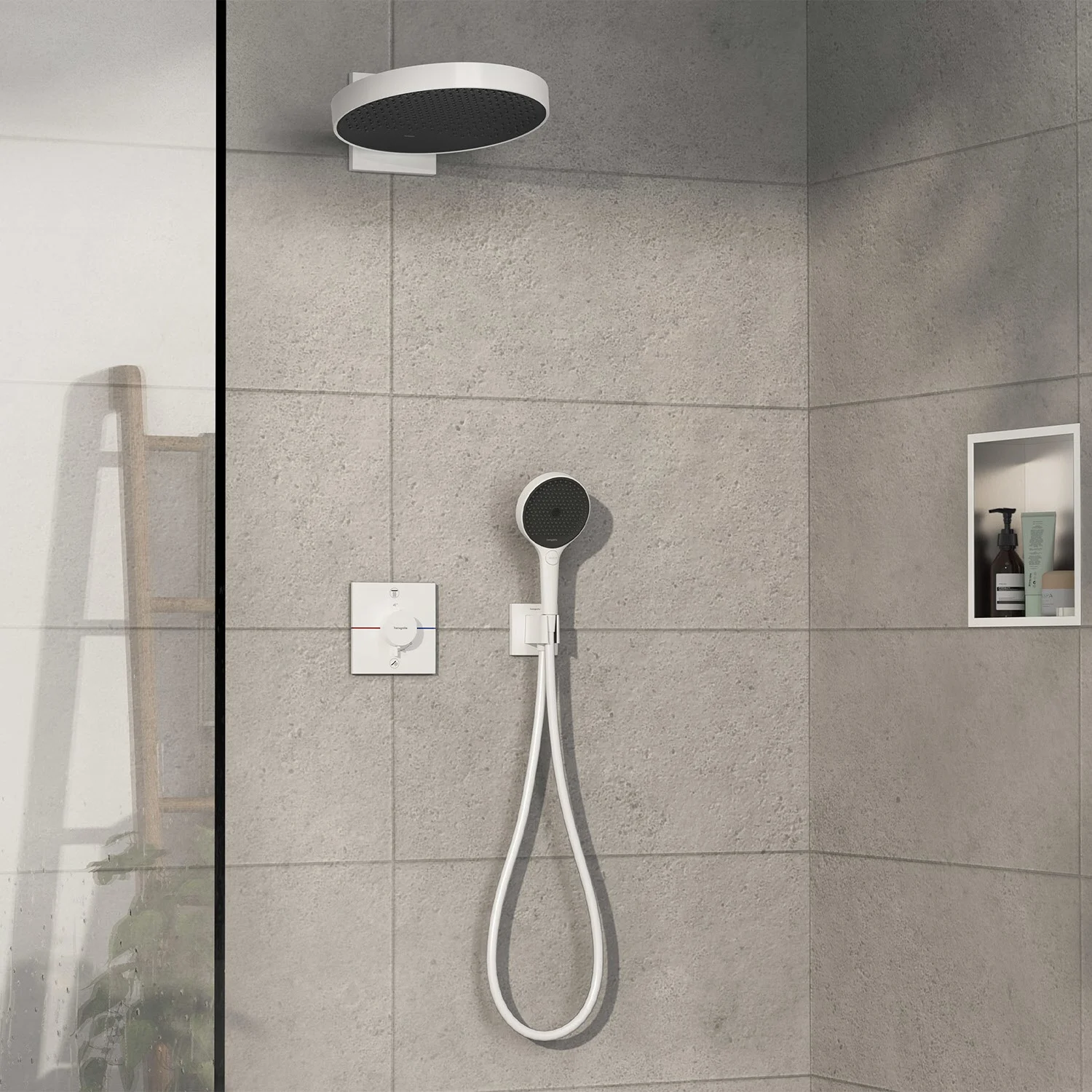 System prysznicowy z okrągłą głowicą w łazience, hansgrohe