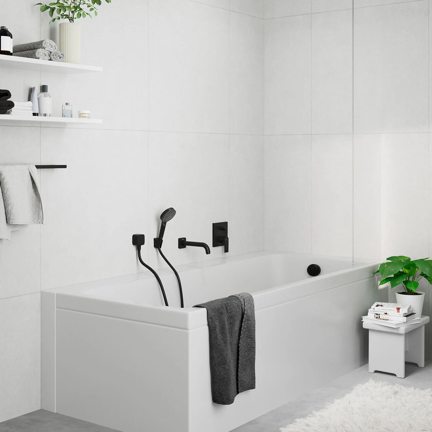 Wanna z czarną wylewką i prysznicem ręcznym, hansgrohe