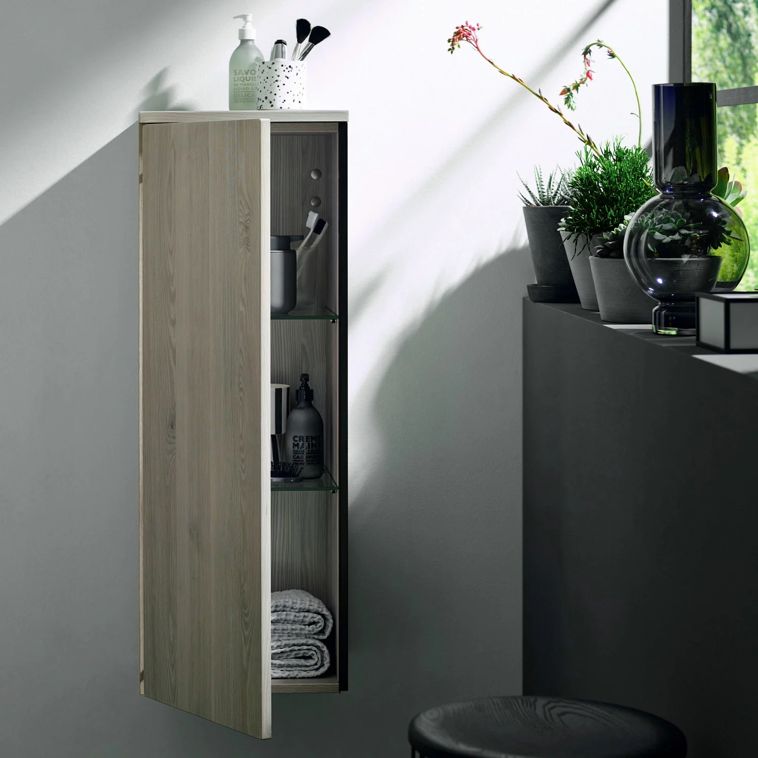 burgbad Badu Halbhoher Schrank 35,2 cm, 1 Tür, Anschlag links Bild 2