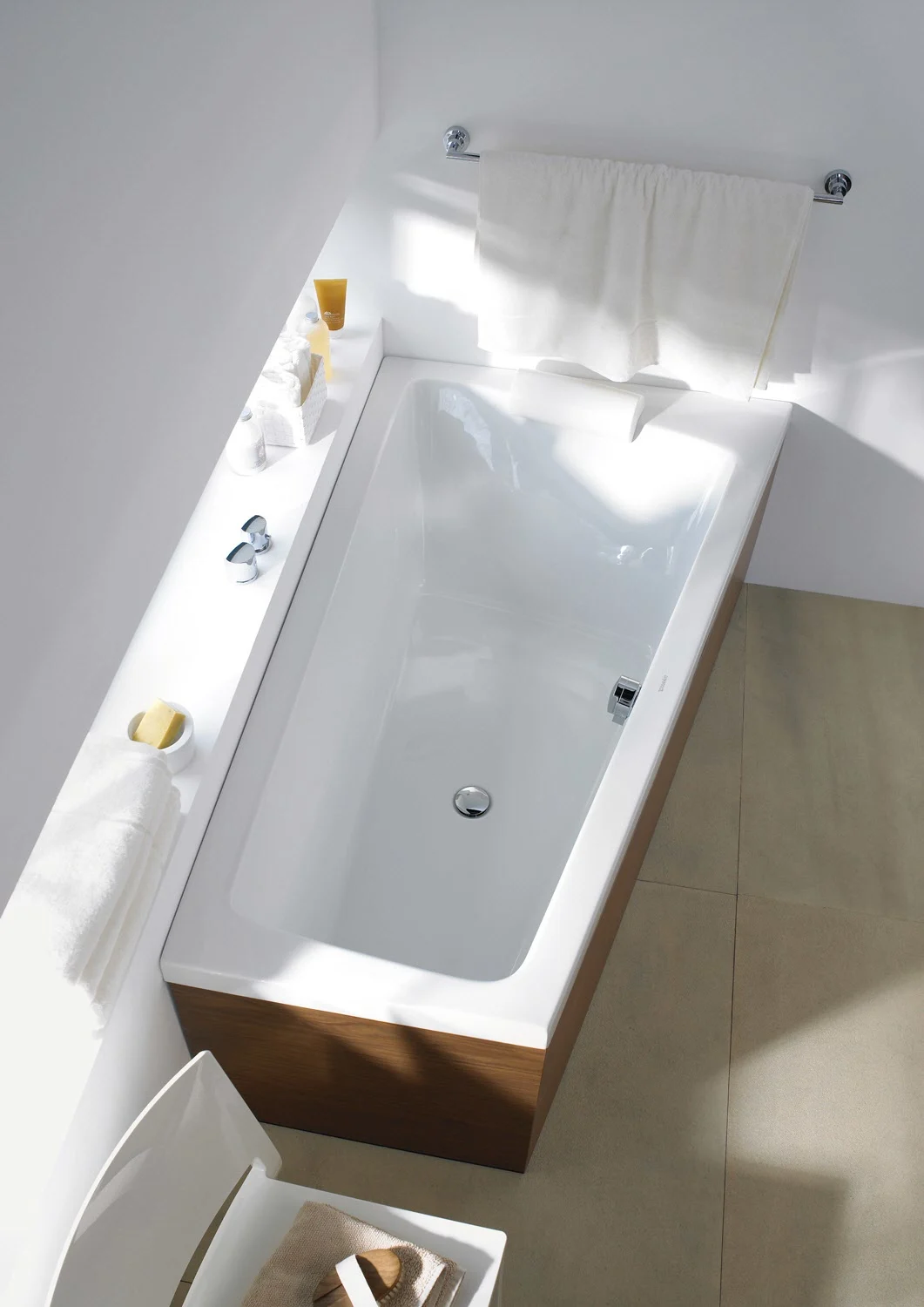 Wanna z uchwytem na ręczniki, widok z góry, Duravit