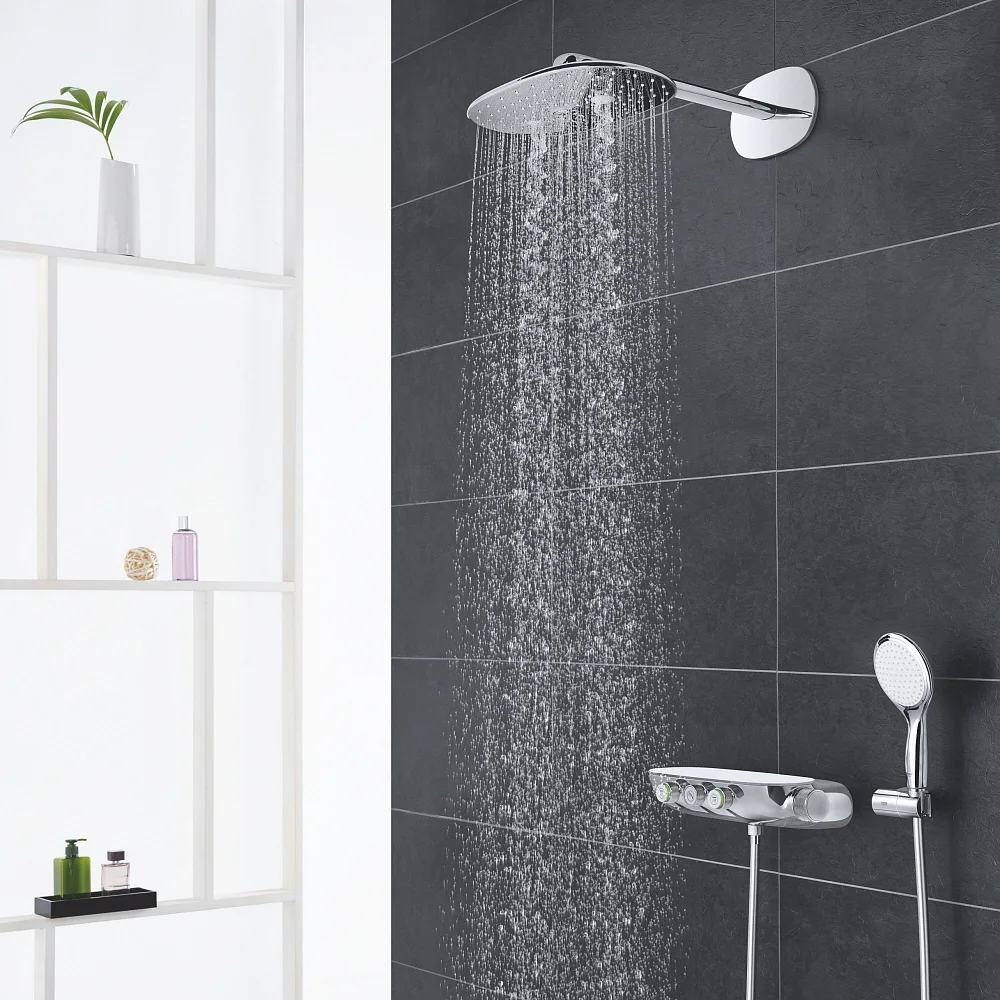Deszczownica z bieżącą wodą w łazience, Grohe