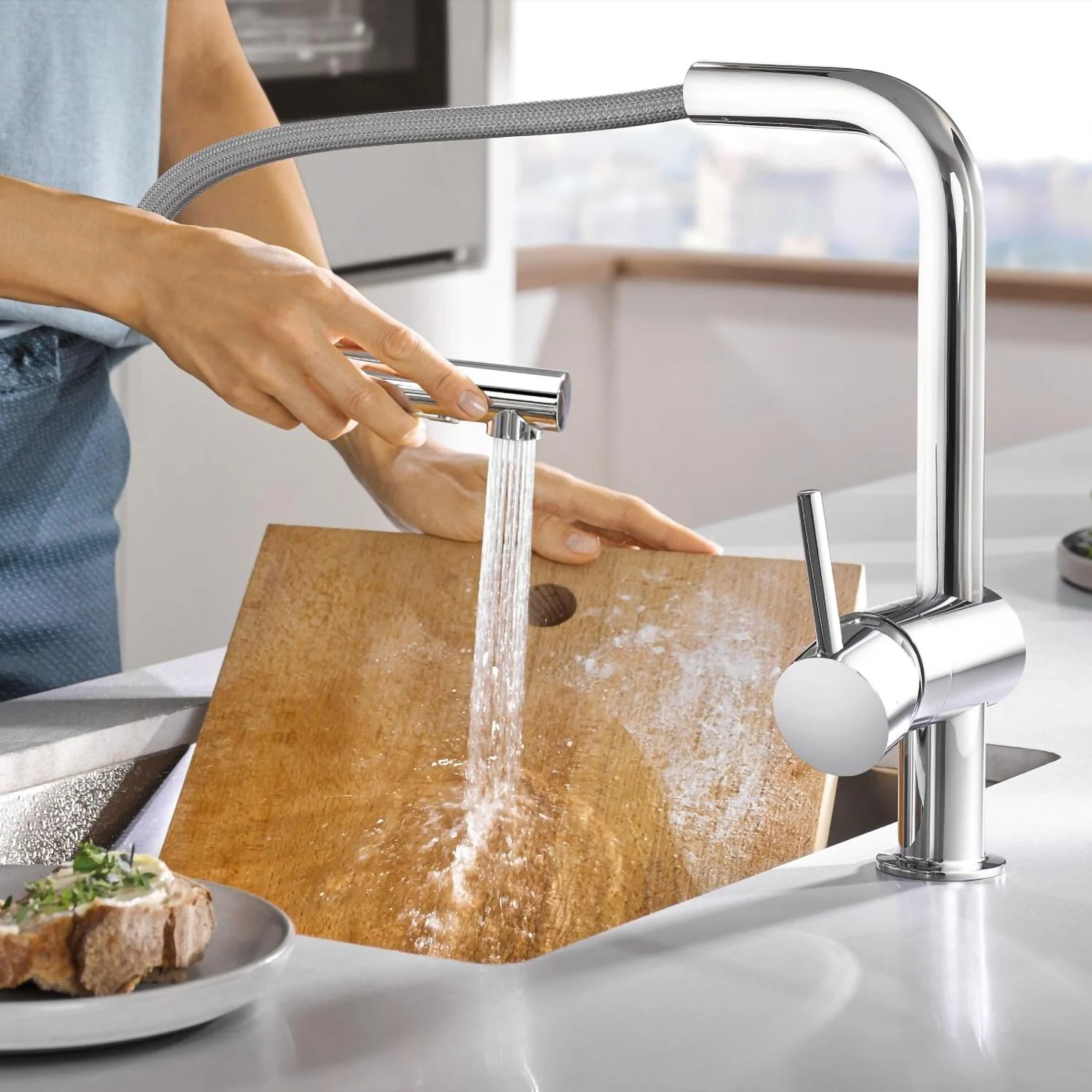 GROHE Minta Einhand-Spültischbatterie mit herausziehbarer Spülbrause SpeedClean Bild 6