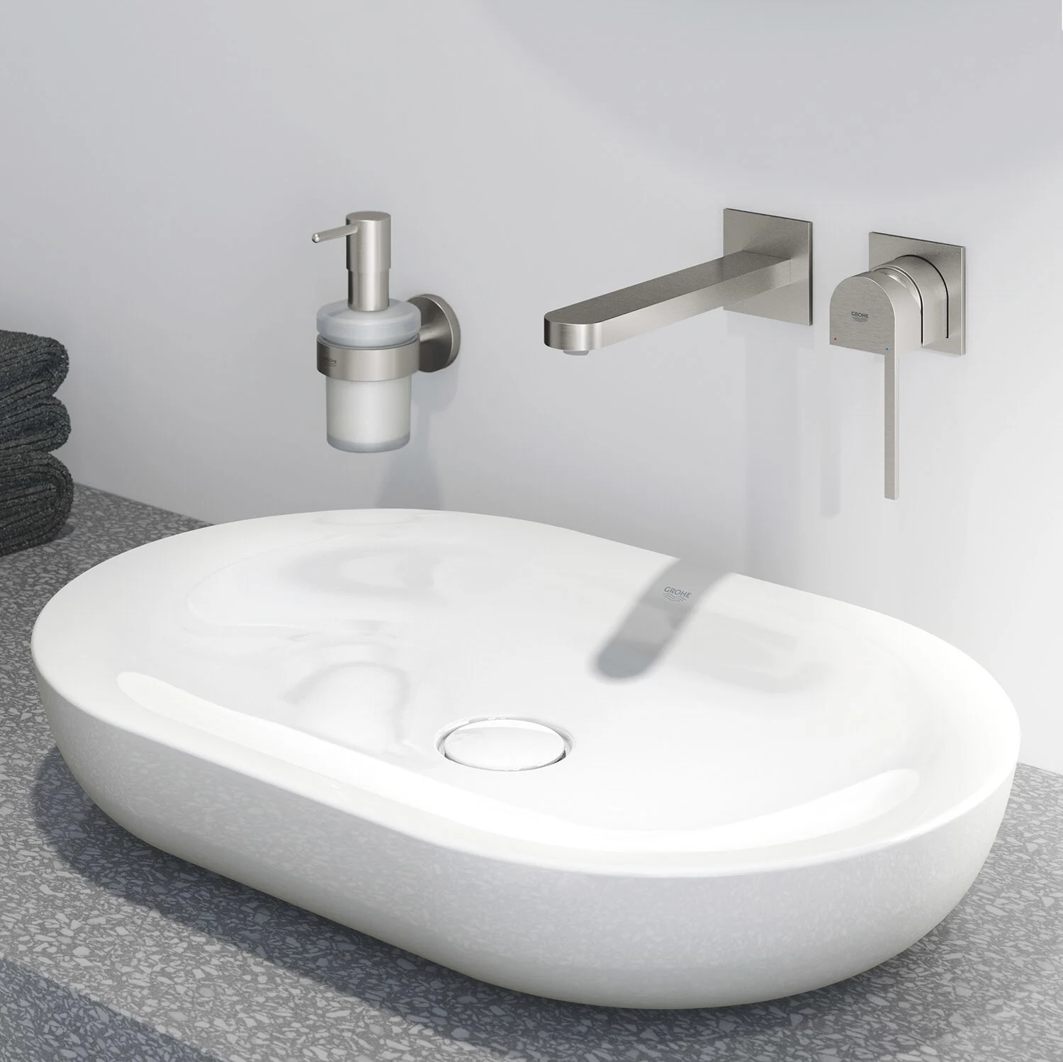 Umywalka z baterią ścienną i dozownikiem mydła, Grohe
