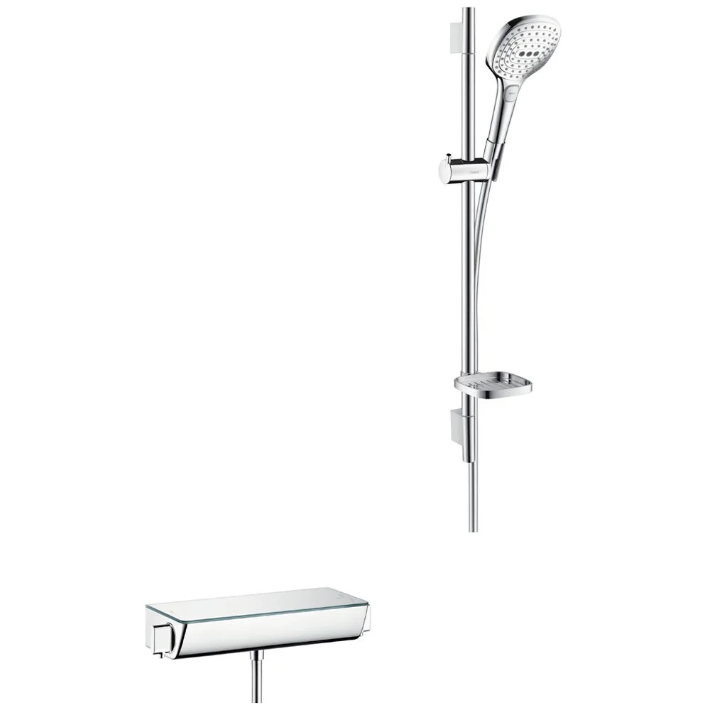 Chromowany zestaw prysznicowy z armaturą widok z przodu, hansgrohe