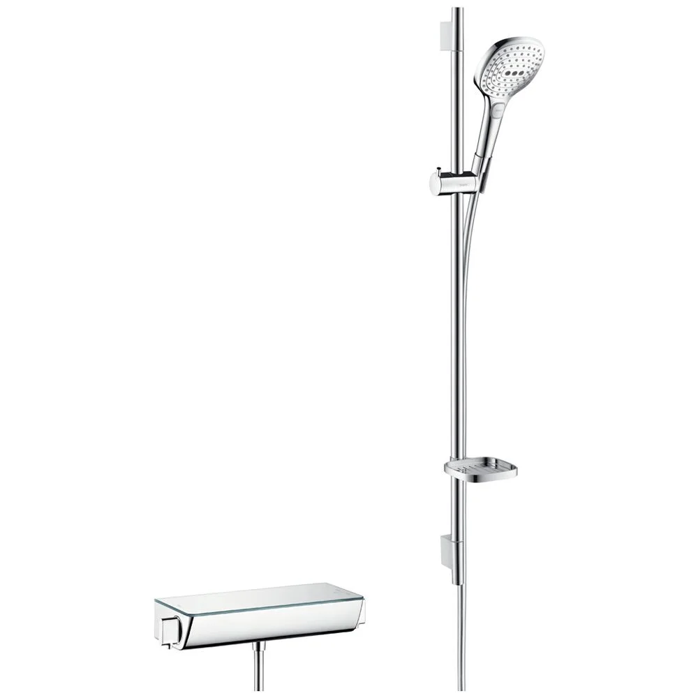 Chromowany zestaw prysznicowy z armaturą widok z przodu, hansgrohe