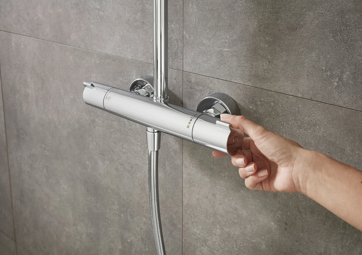 hansgrohe Crometta E 240 1jet Showerpipe Bild 10