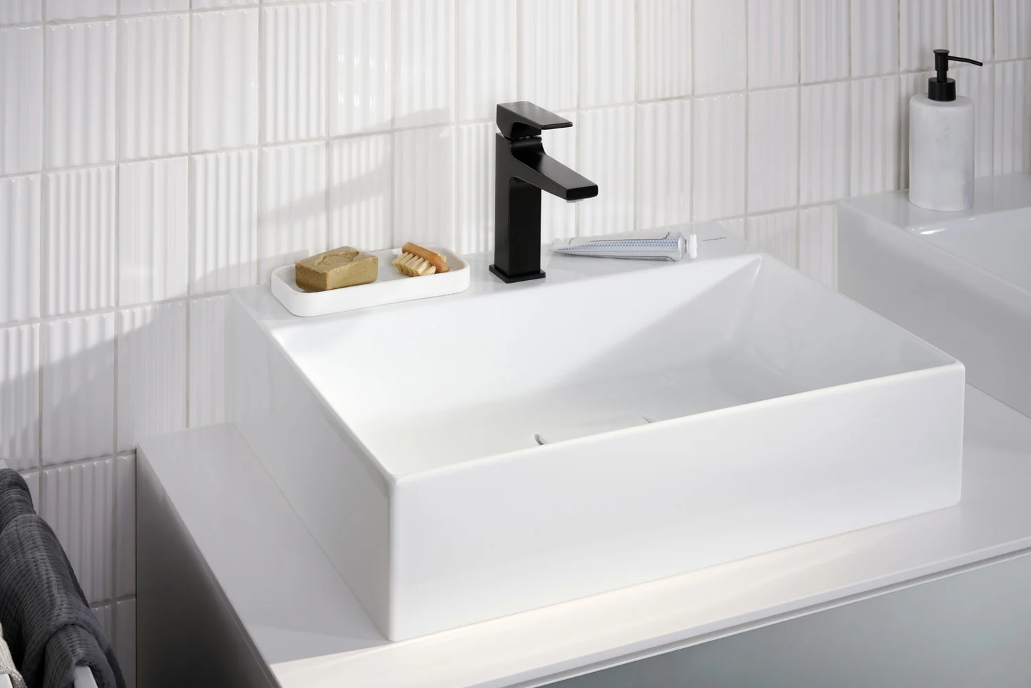 hansgrohe Metropol Einhebel-Waschtischmischer 110 mit Hebelgriff und Push-Open Ablaufgarnitur Bild 5