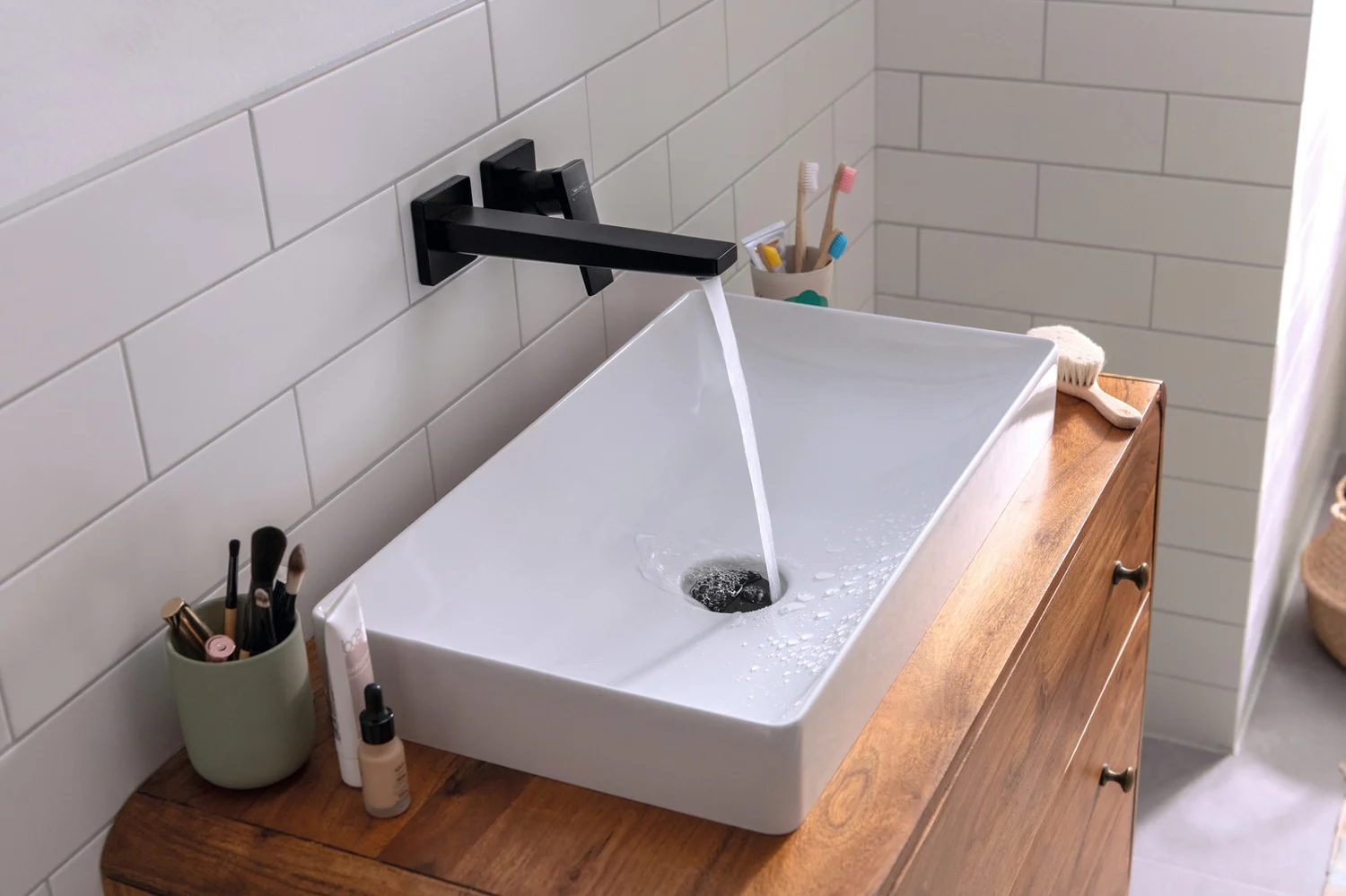 hansgrohe Metropol Einhebel-Waschtischmischer Unterputz mit Hebelgriff und Auslauf 22,5 cm für Wandmontage Bild 2