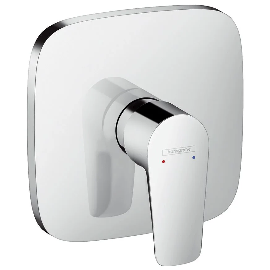 Chromowana bateria prysznicowa widok z przodu, hansgrohe