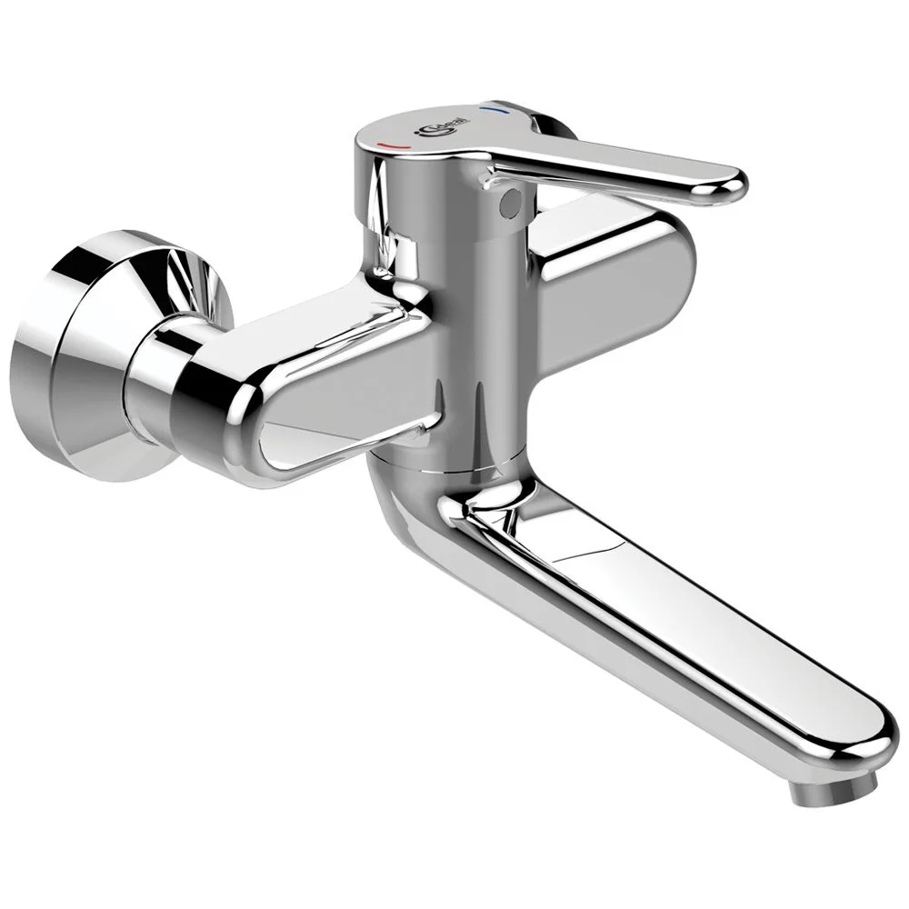 Chromowana bateria widok z boku na białym tle, Ideal Standard