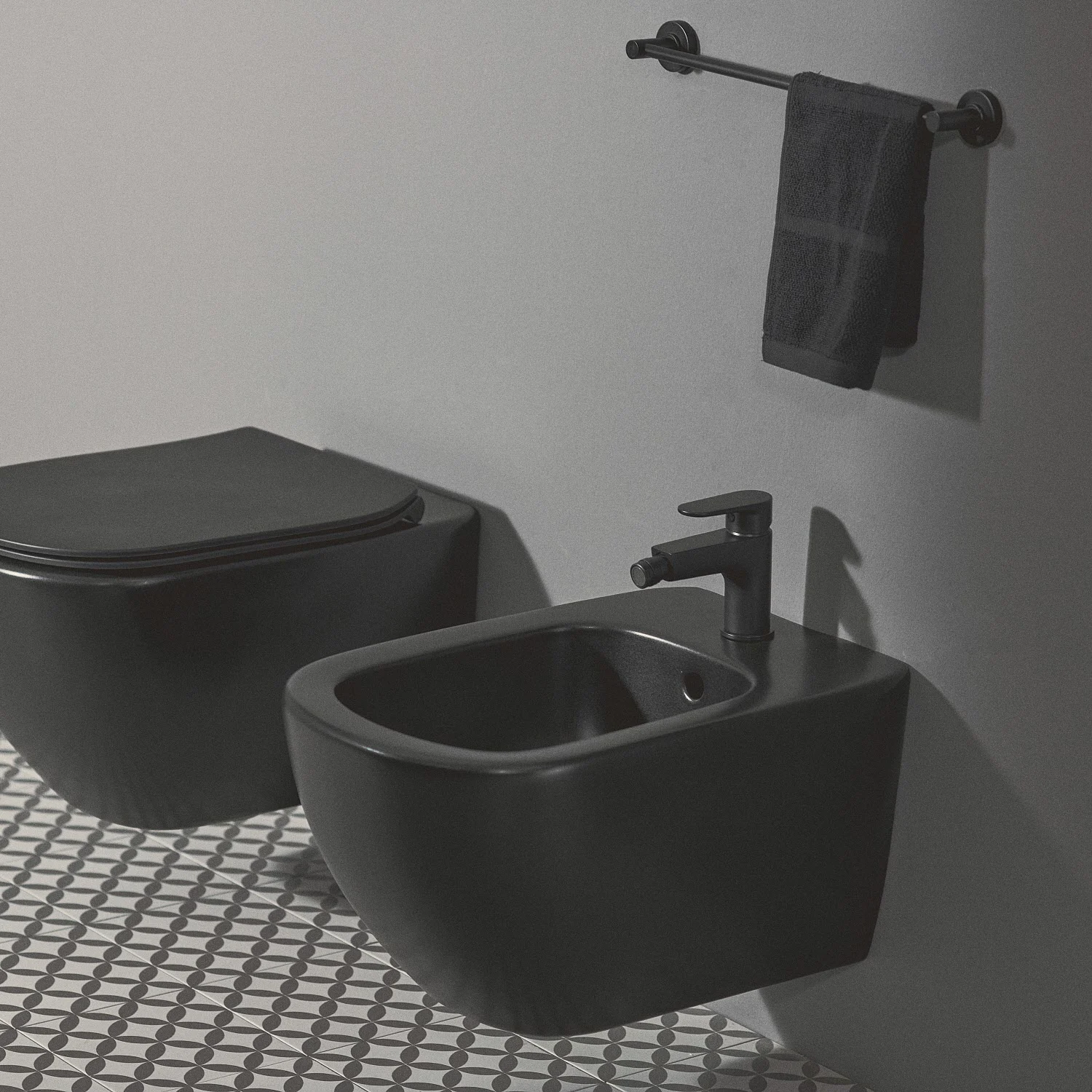 Ideal Standard IOM Handtuchhalter 45 cm Bild 2