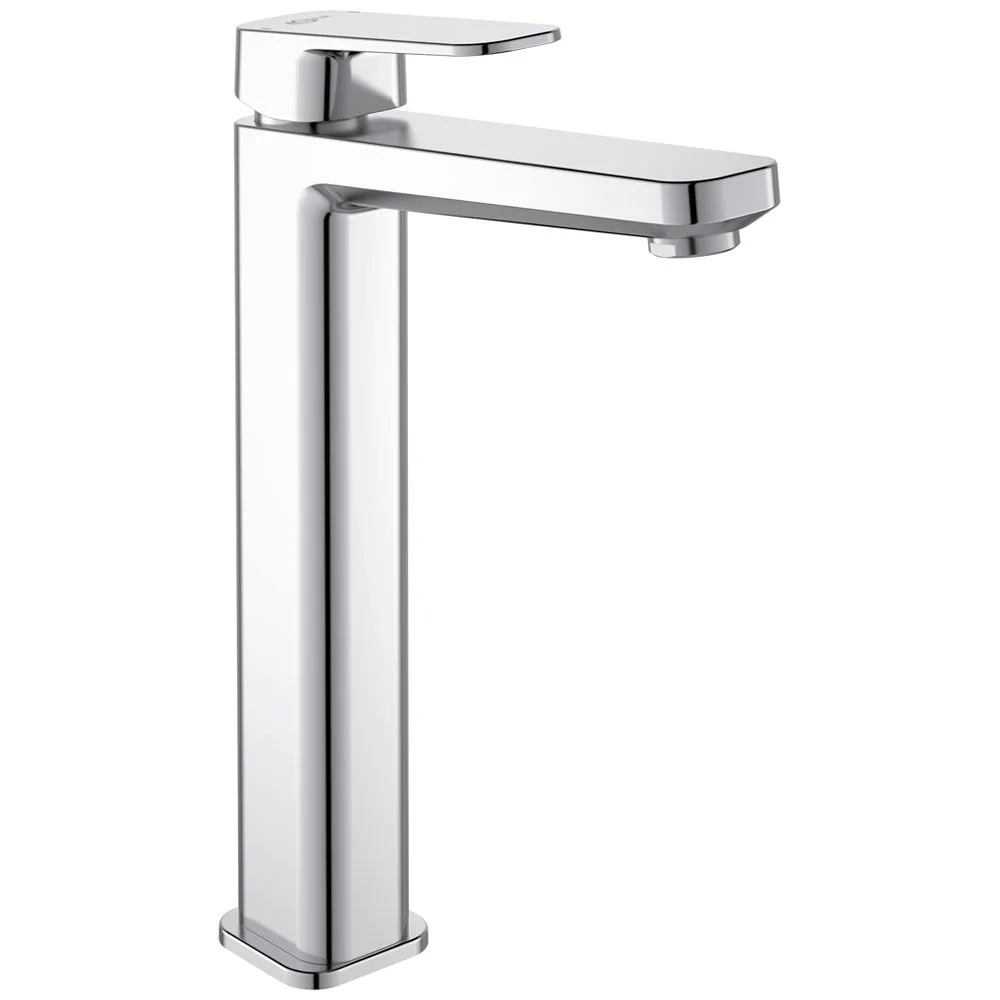 Chromowana bateria widok z boku na białym tle, Ideal Standard