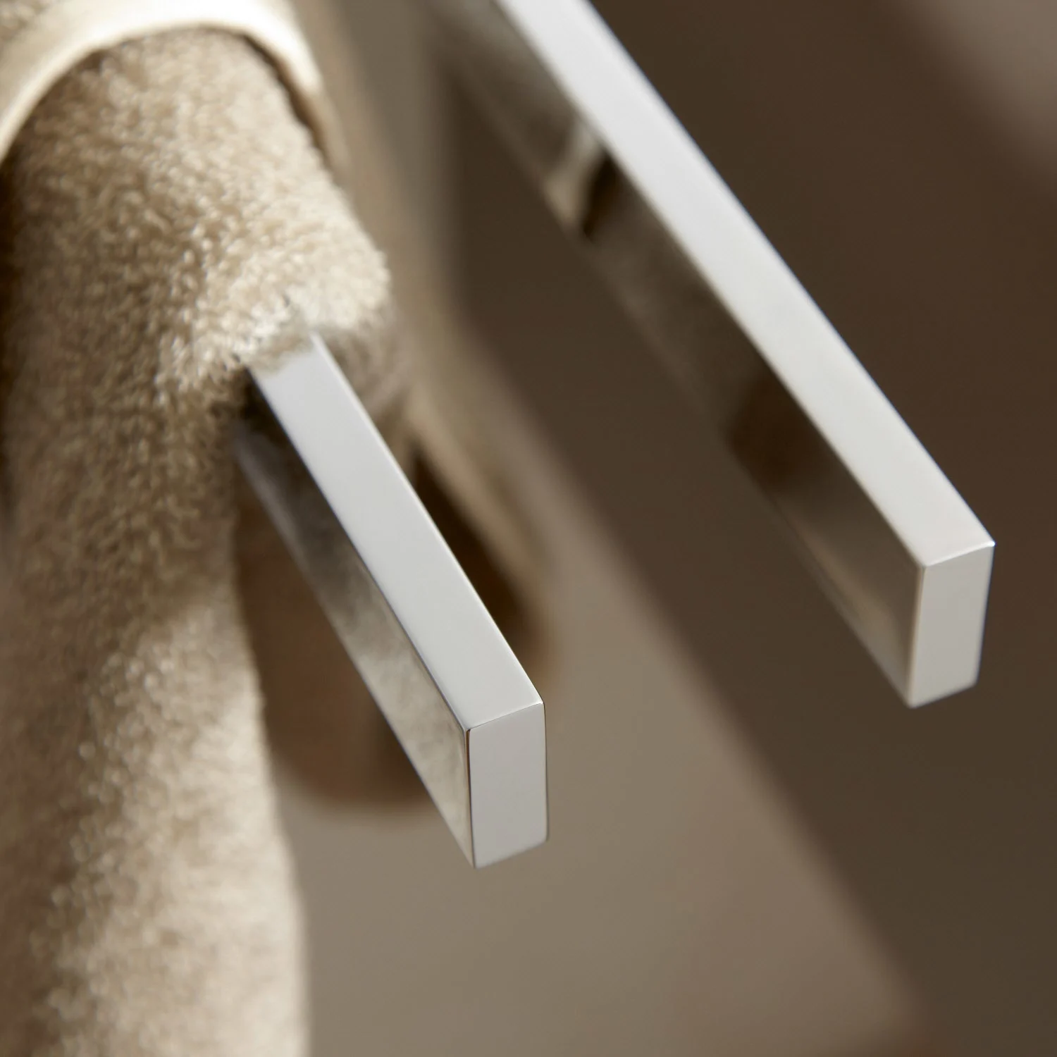 Keuco EDITION 11 Handtuchhalter zweiarmig, starr, 45 cm Bild 3