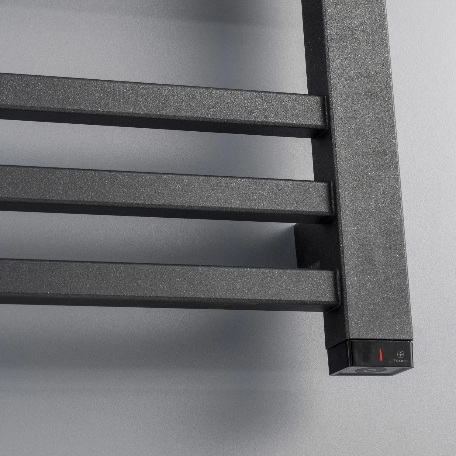 Kronenbach Cube E Elektro-Badheizkörper 60 x 151 cm  Heizpatrone links Bild 4