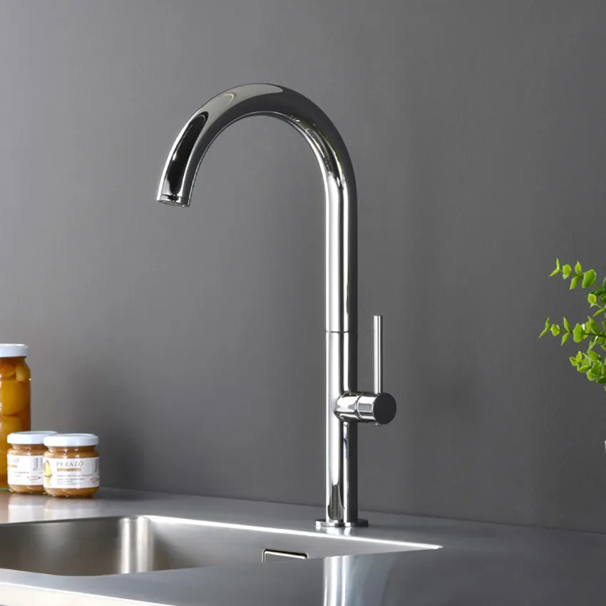 Kronenbach AQA Design 2.0 Küchenarmatur mit hohem schwenkbarem Auslauf Bild 2