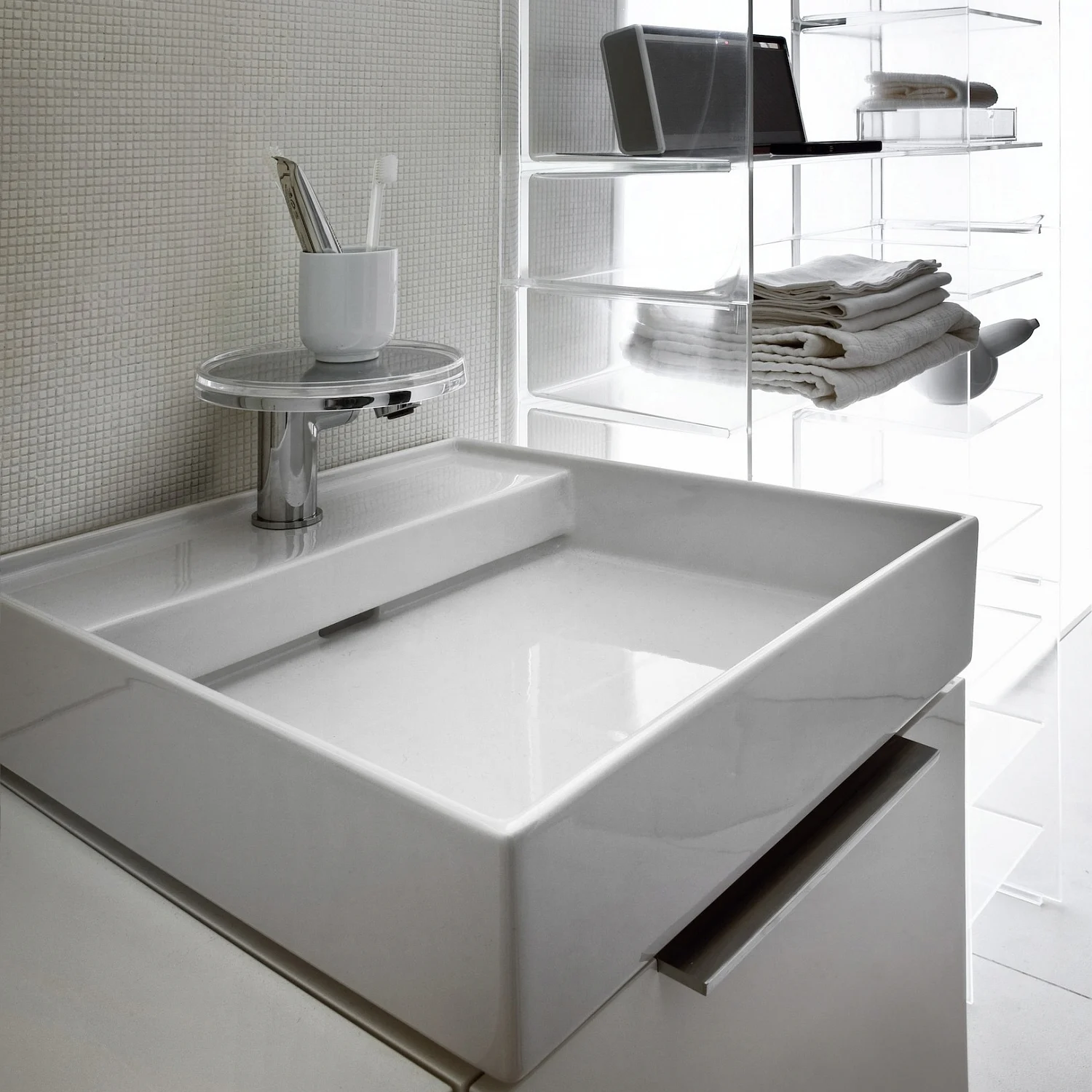 LAUFEN Kartell Einhebel-Waschtischmischer mit Deko-Disc, ohne Ablaufventil Bild 2