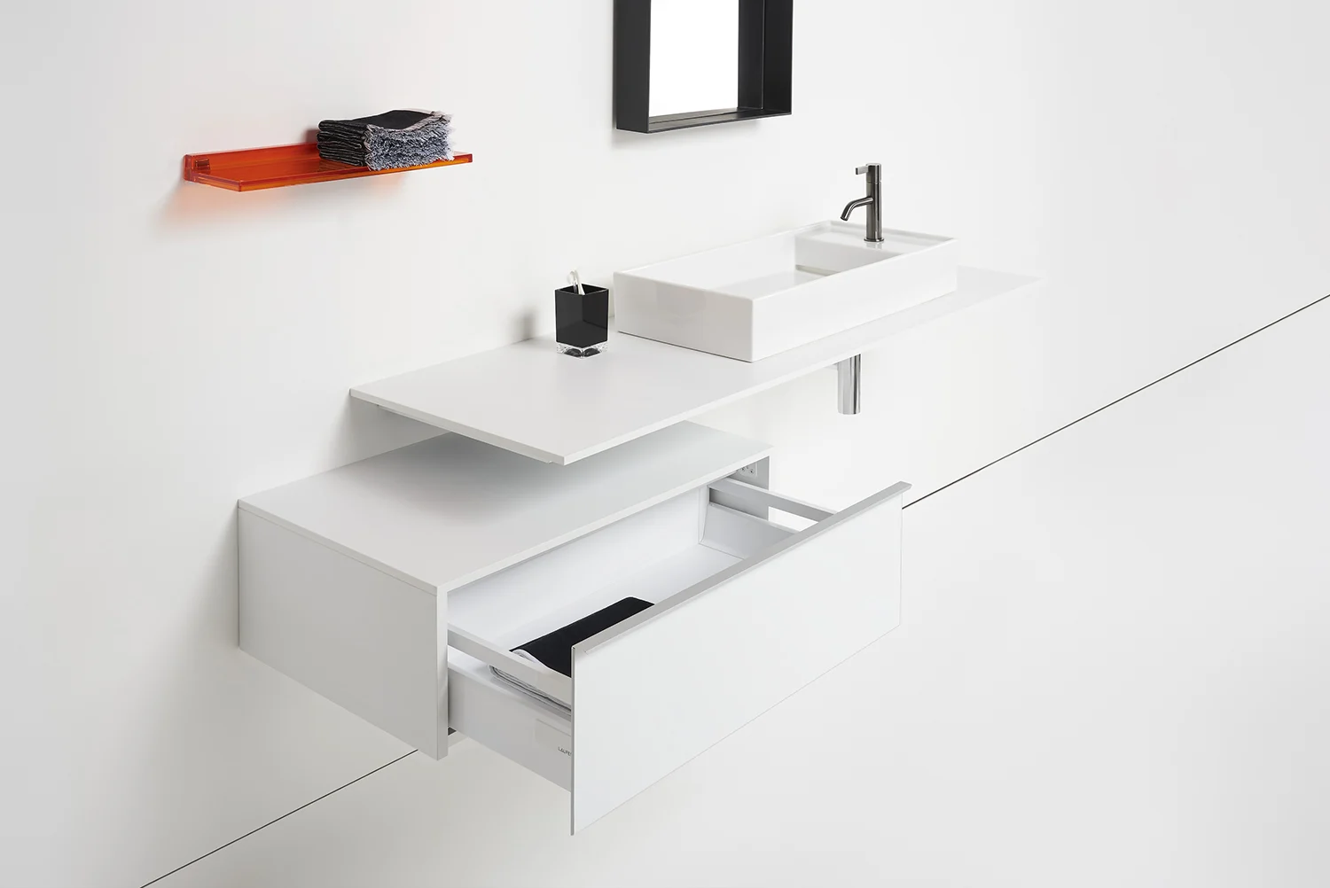 LAUFEN Kartell Ablage, wandmontiert Bild 4