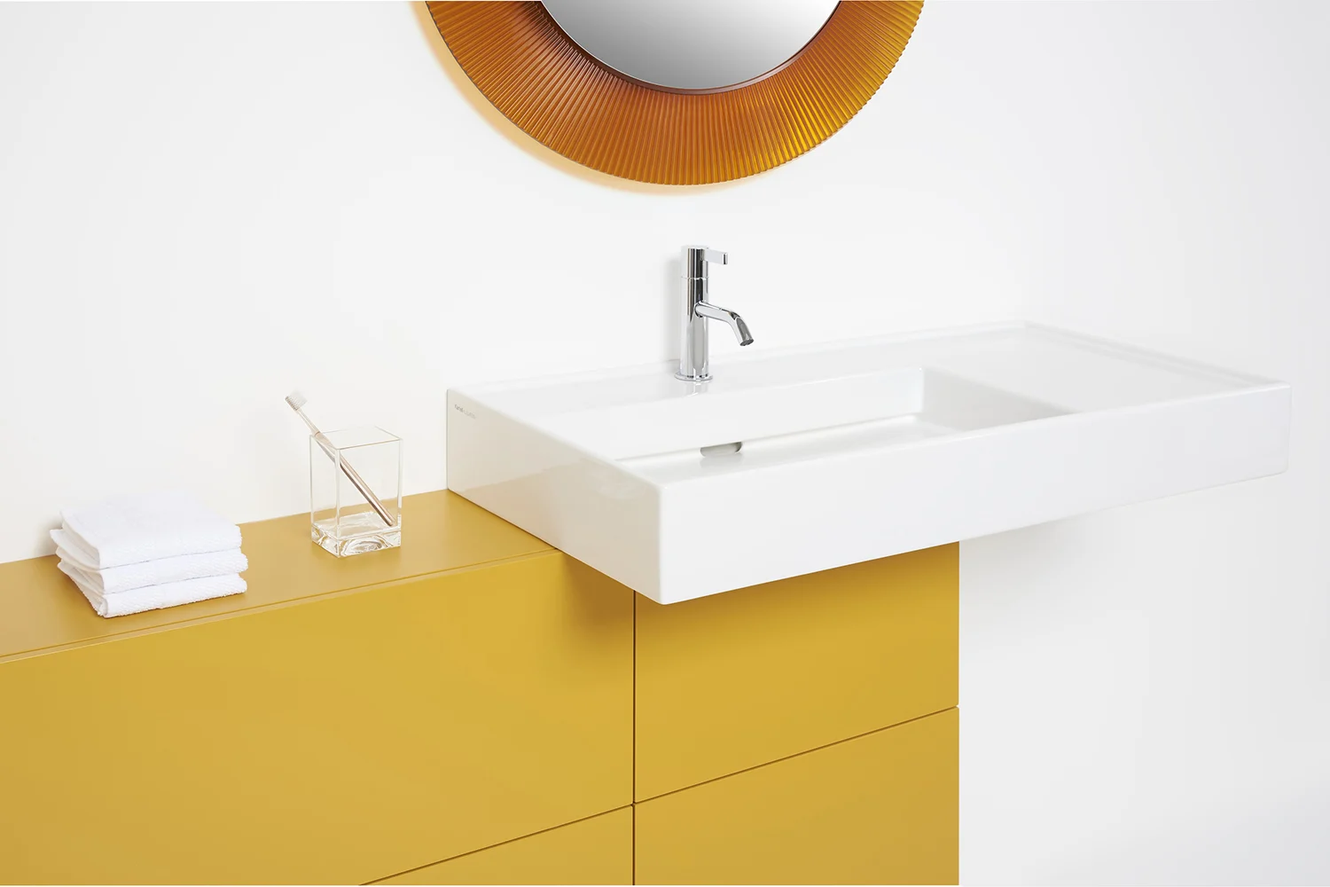 LAUFEN Kartell Waschtisch 90 x 46 cm, mit Ablage rechts, mit 1 Hahnloch Bild 2